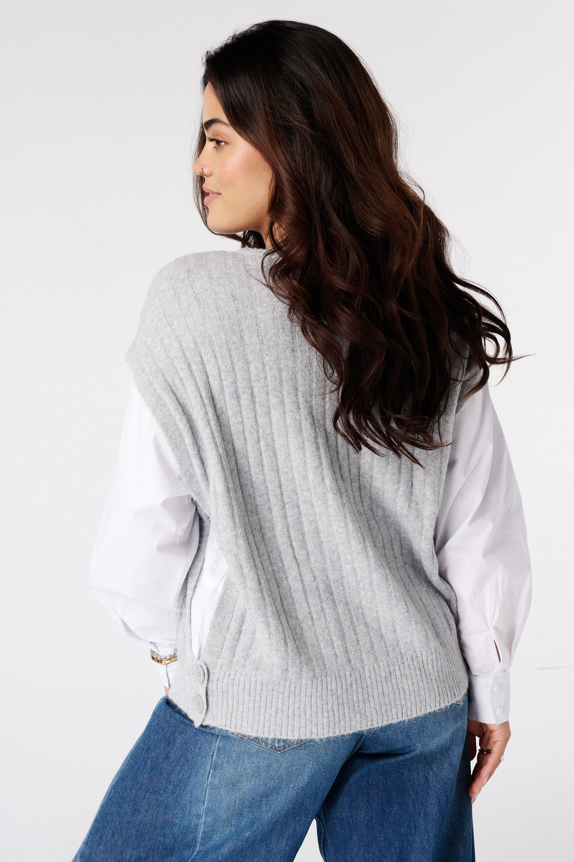 Pull avec manches de blouse contrastantes image number 3