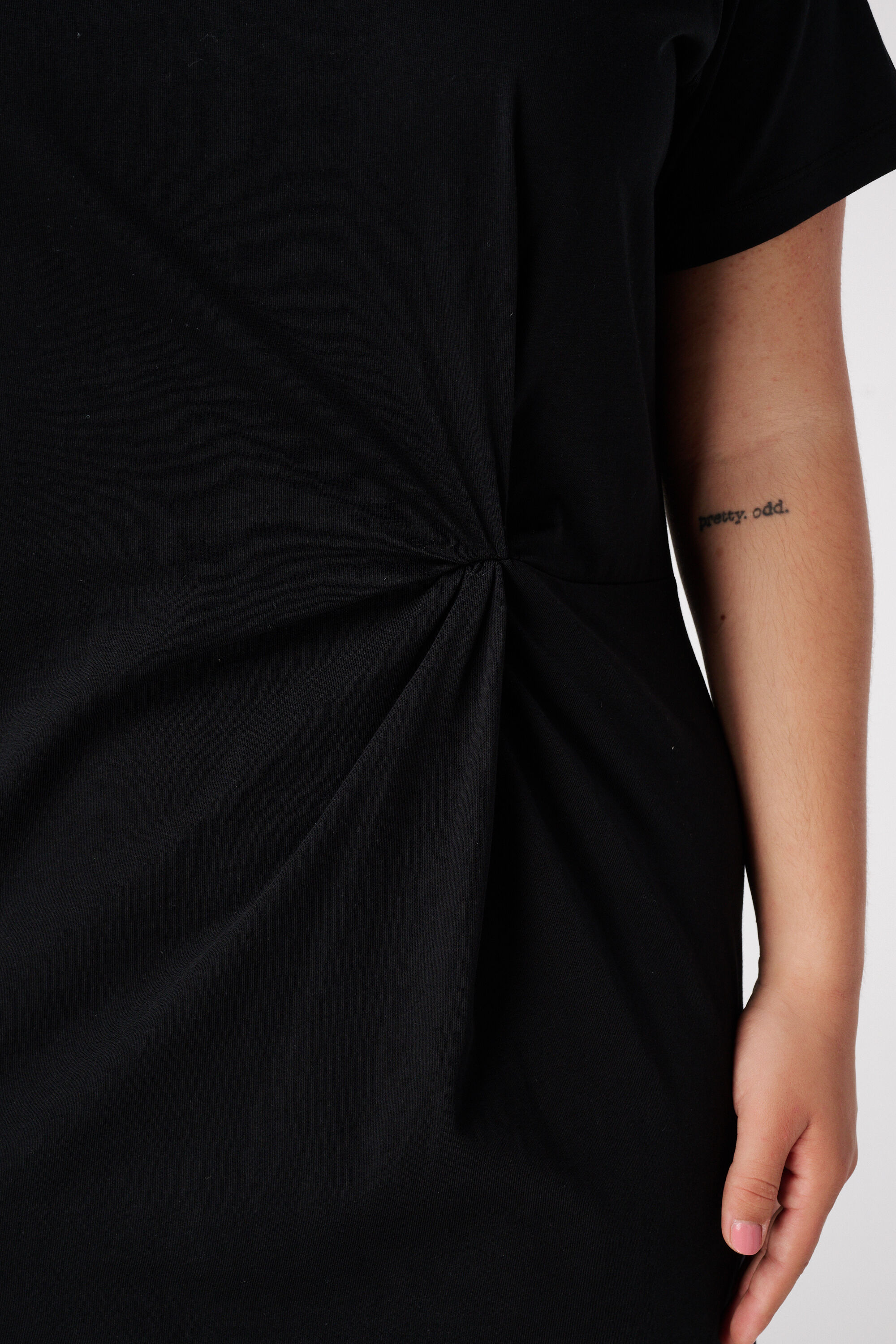 Robe avec d&eacute;tail torsad&eacute; image number 5