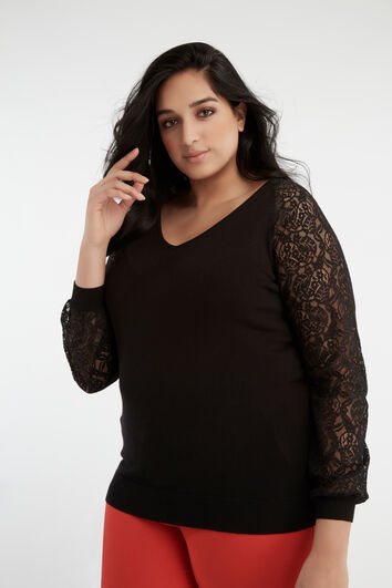 Pull avec dentelle