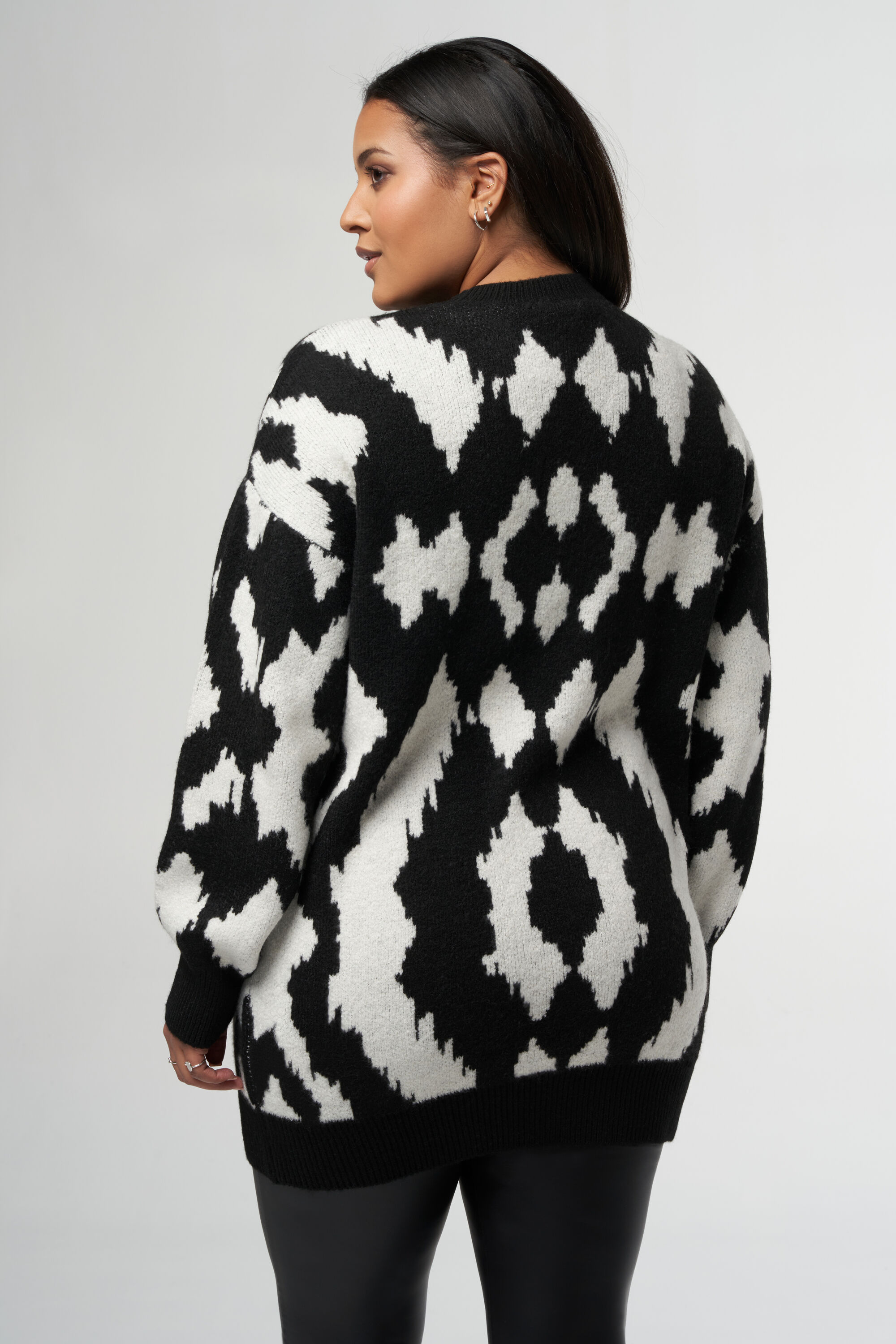 Pull en maille avec imprim&eacute; duo image number 3