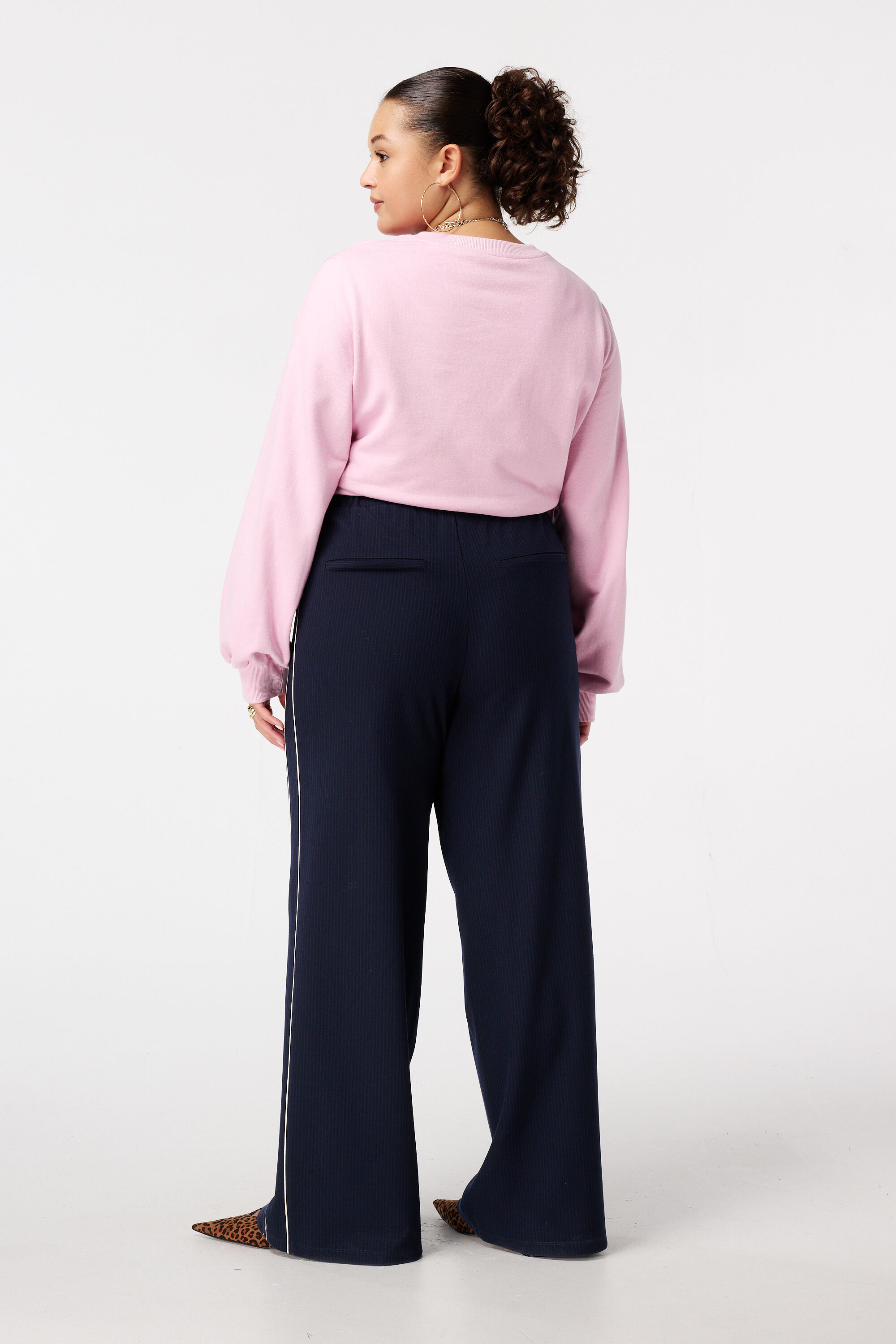 Pantalon ray&eacute; image number 3