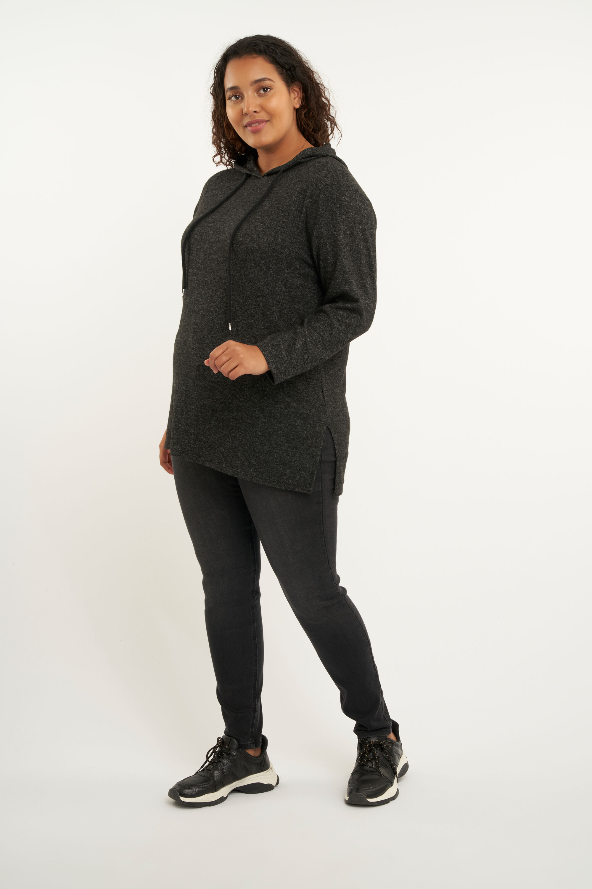 Sweat &agrave; capuche  image number 6