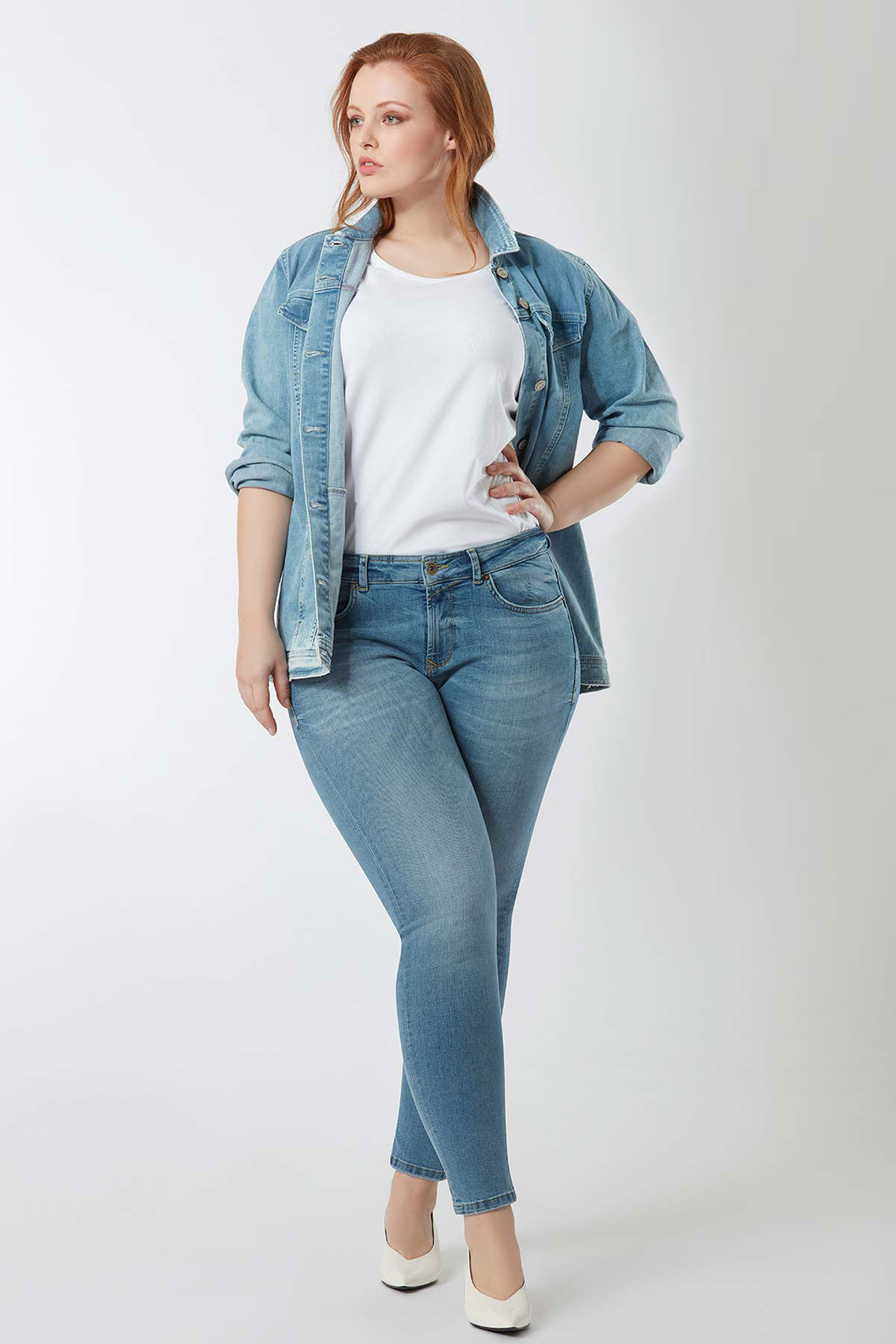 some,... jeans skinny coupe A d&eacute;color&eacute; image number 0