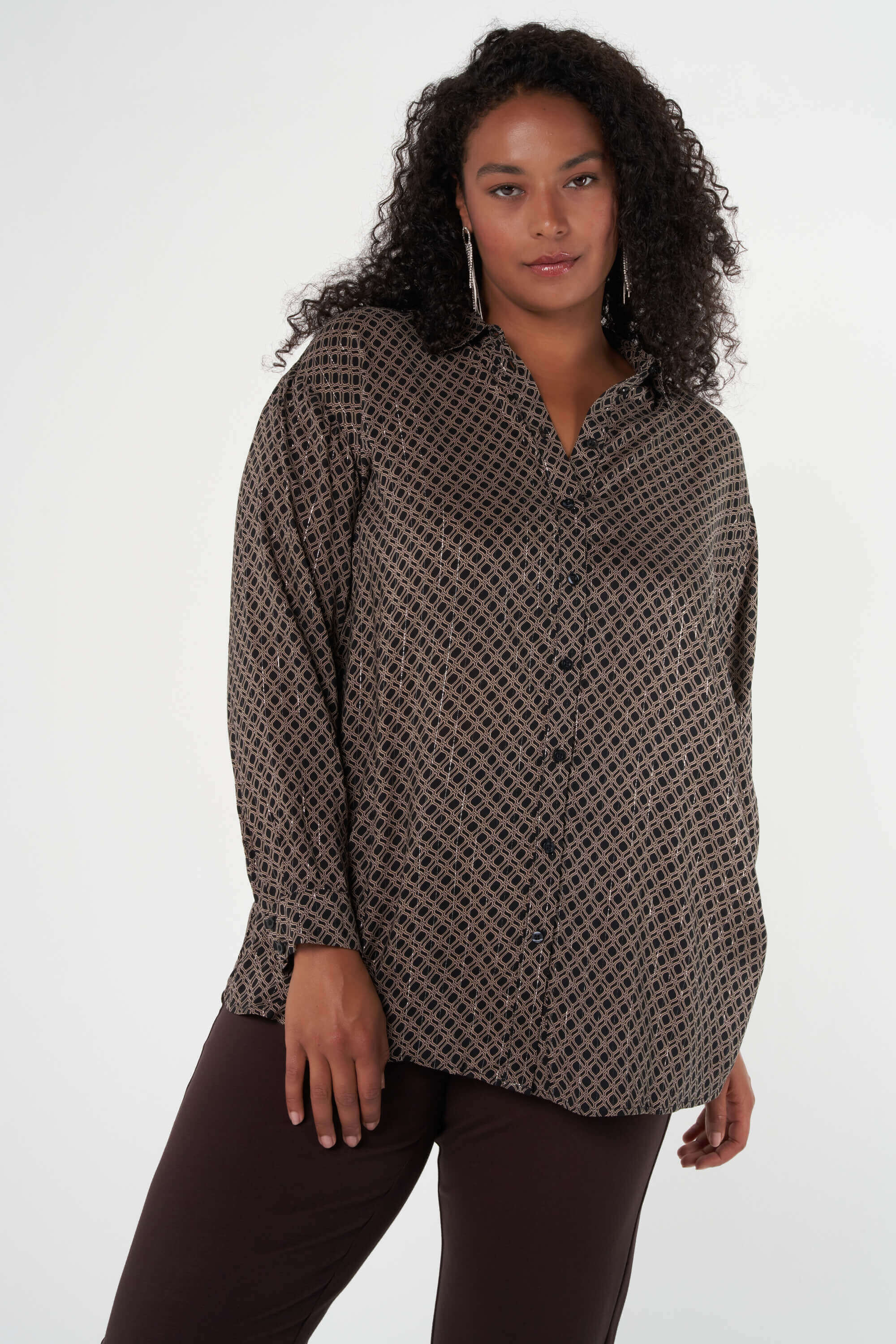 Chemise d&eacute;contract&eacute;e &agrave; imprim&eacute; image number 6