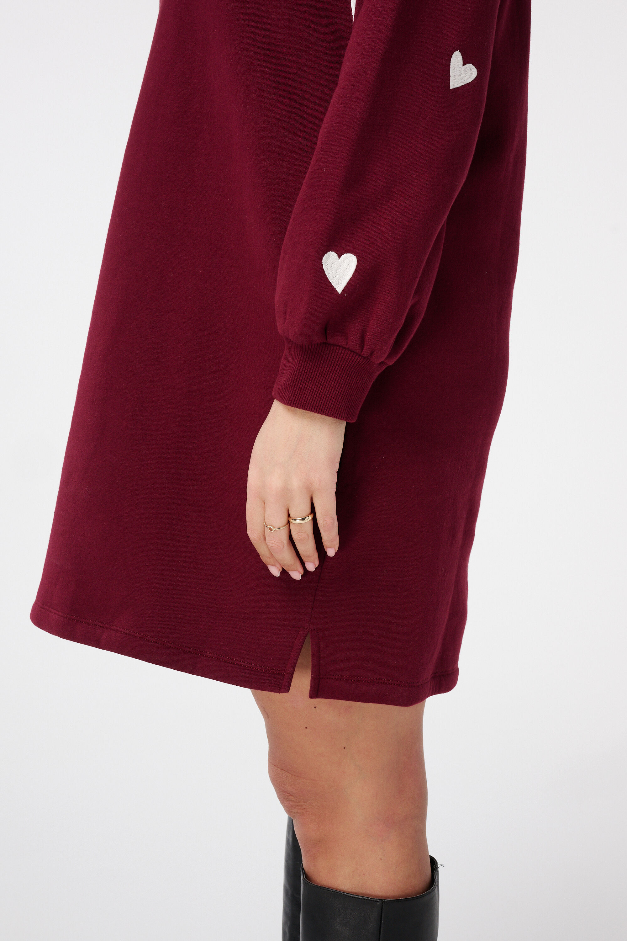 Robe avec c&oelig;urs fantaisie image number 4