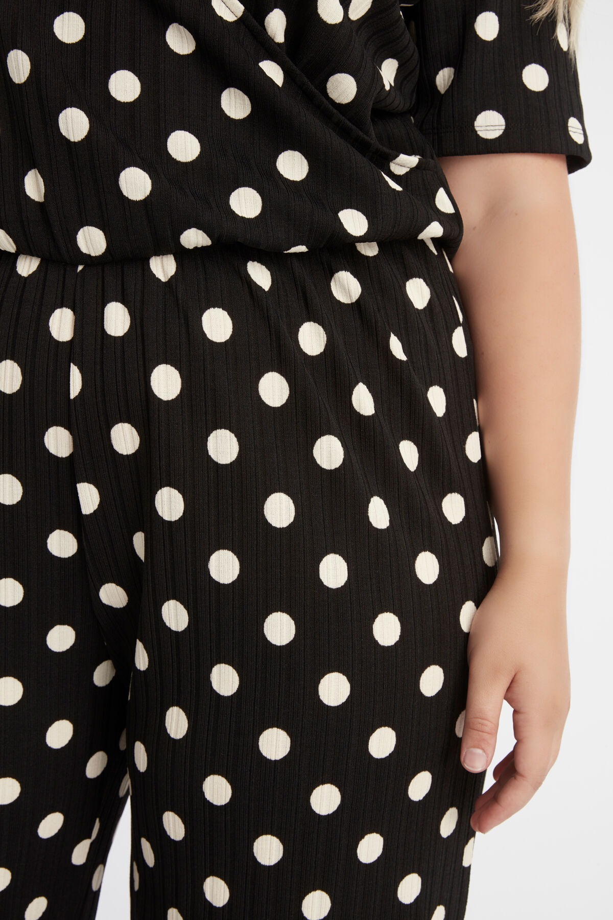 Combinaison &agrave; pois image number 5