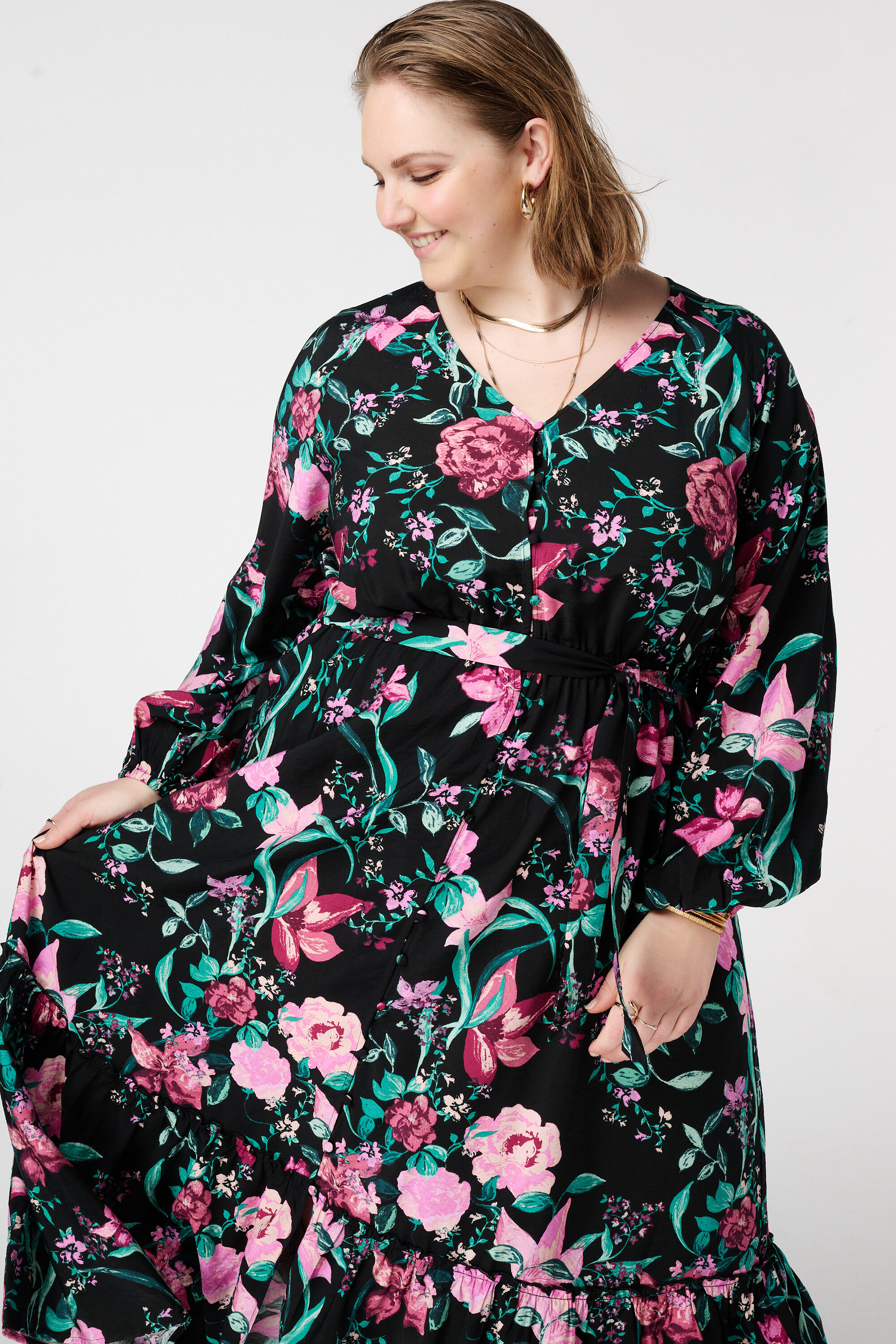 Robe midi avec ceinture image number 4