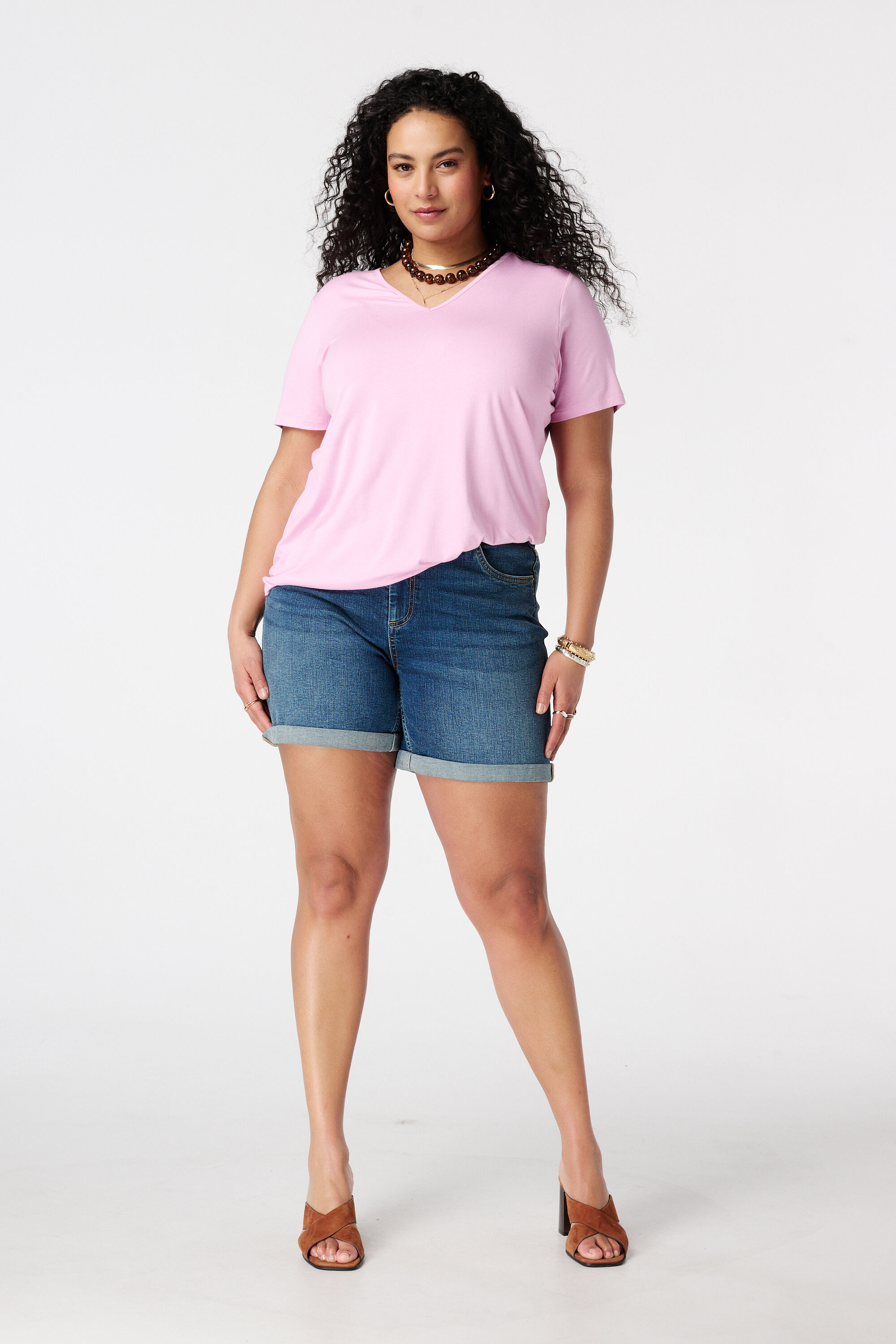 T-shirt &agrave; col en V image number 5