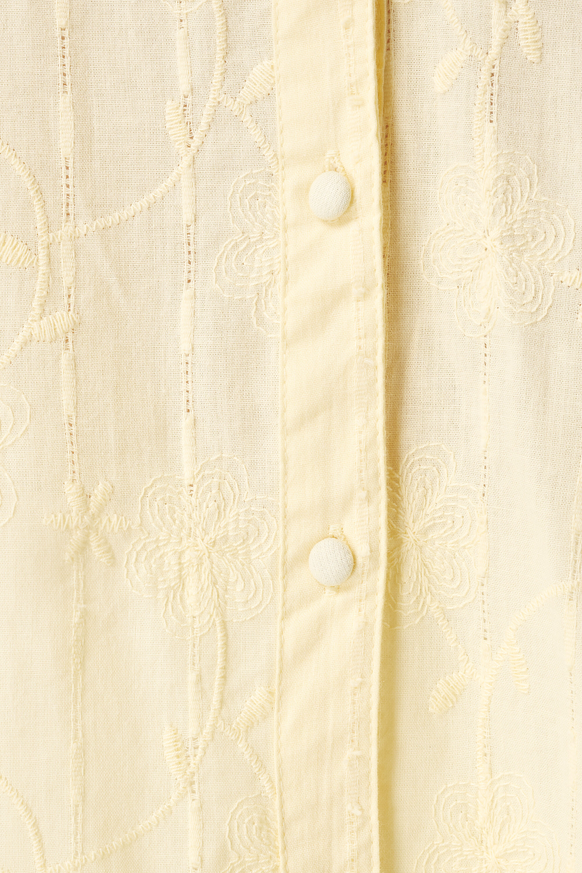 Blouse &agrave; manches courtes image number 6