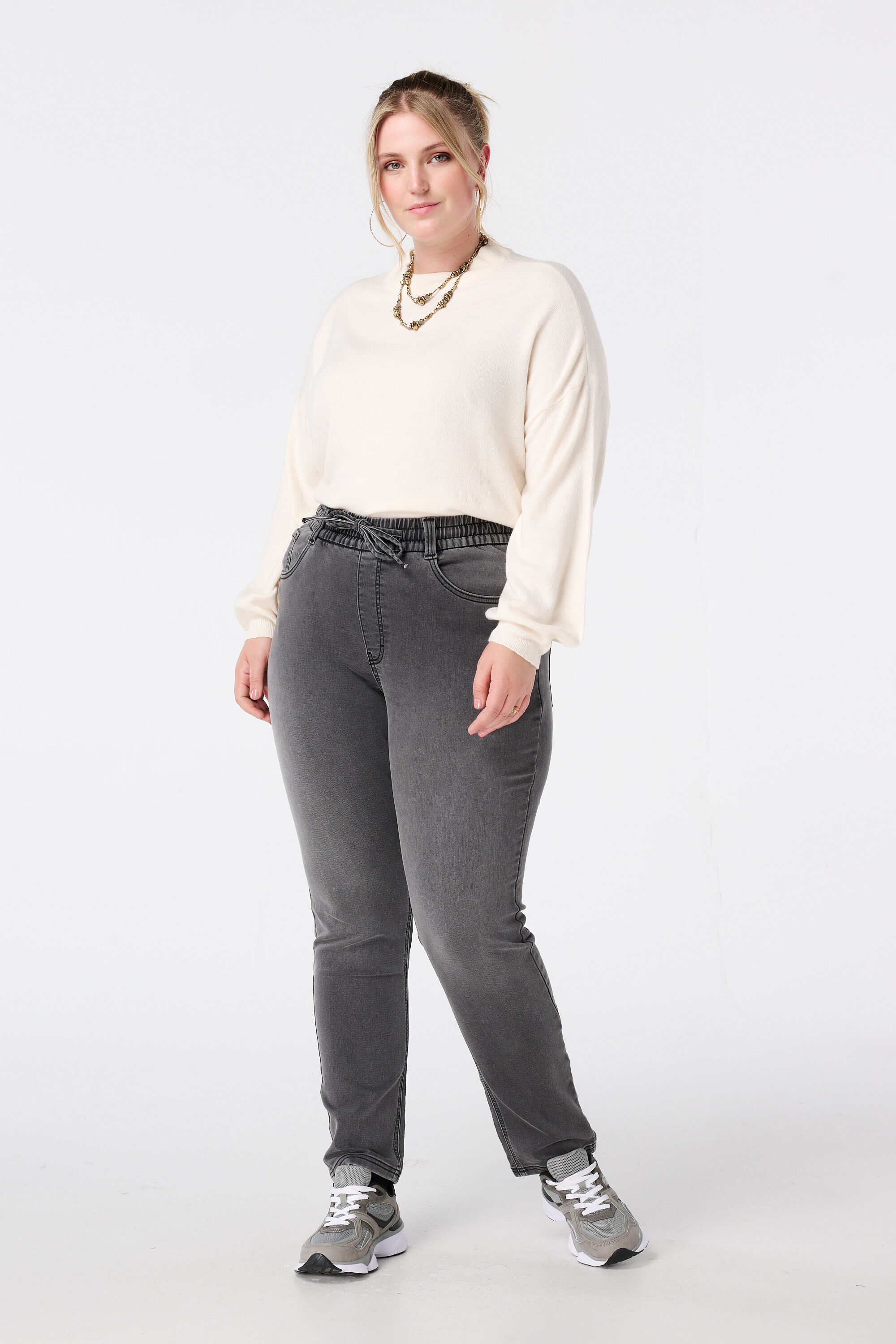 Pull en maille fine &agrave; manches ballon image number 5