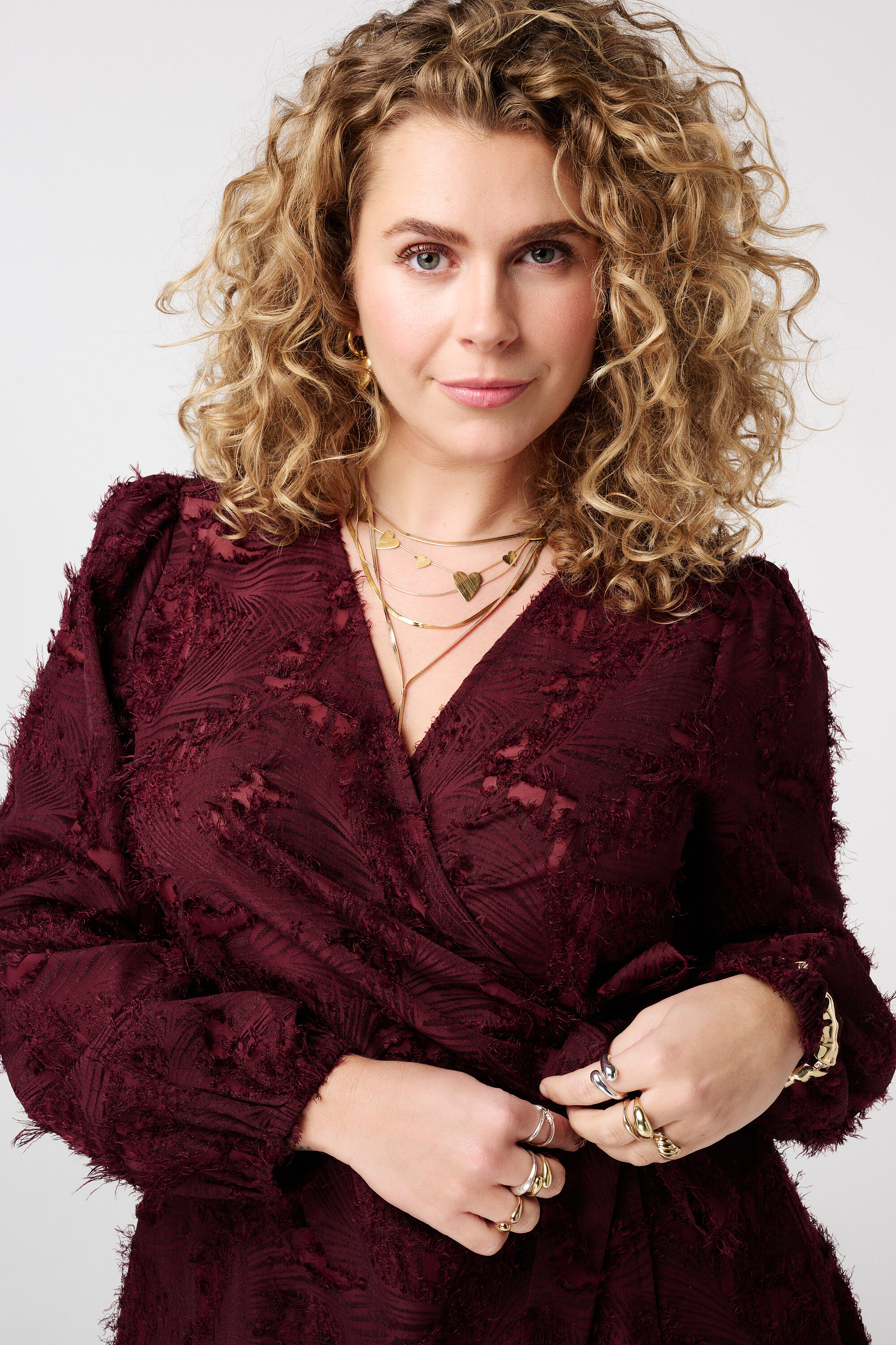 Robe &agrave; effet portefeuille et dentelle structur&eacute;e image number 4