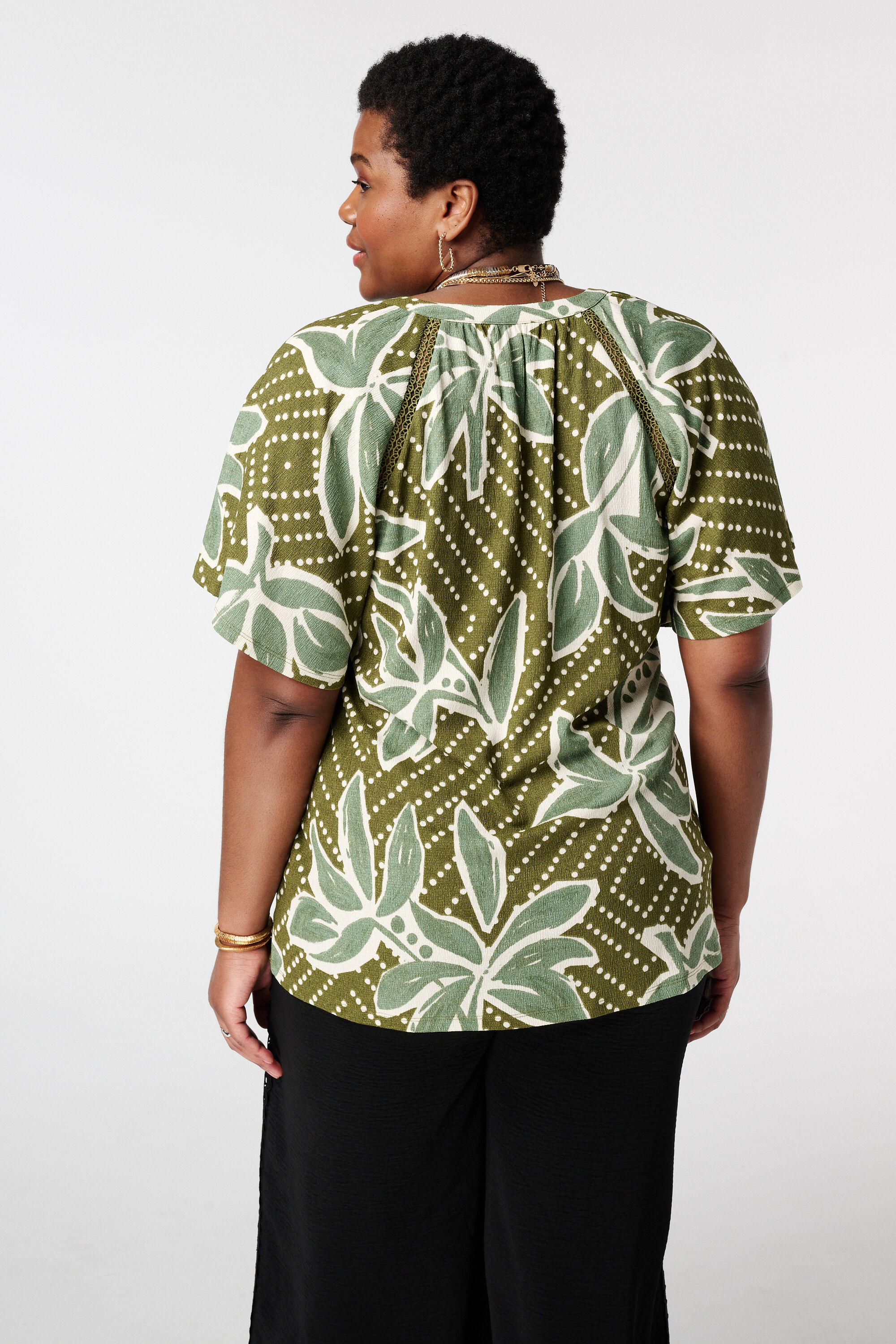 Top &agrave; manches papillon image number 3