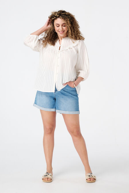 Short en jean avec ceinture Short en jean avec ceinture