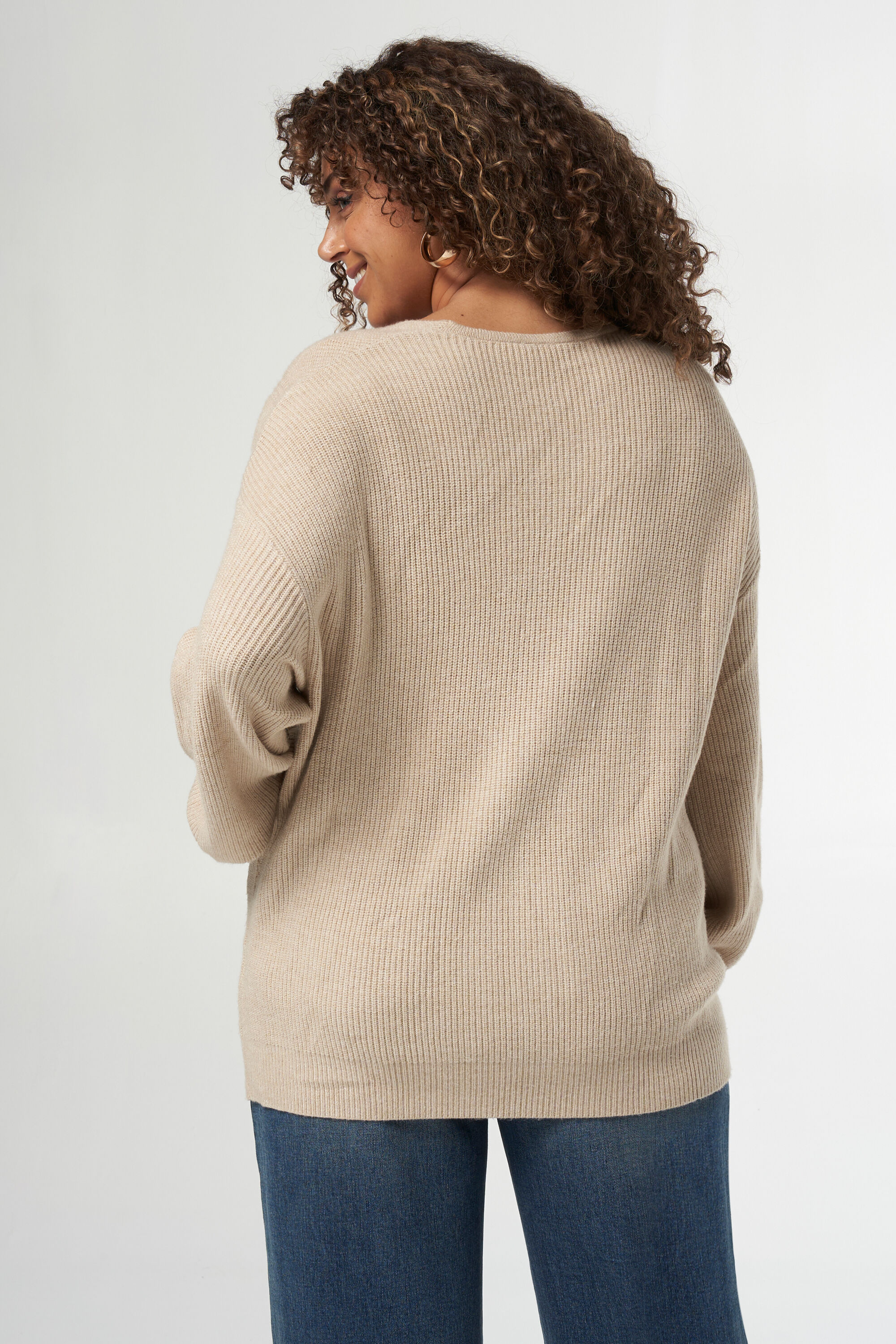 Pull avec col en V  image number 3