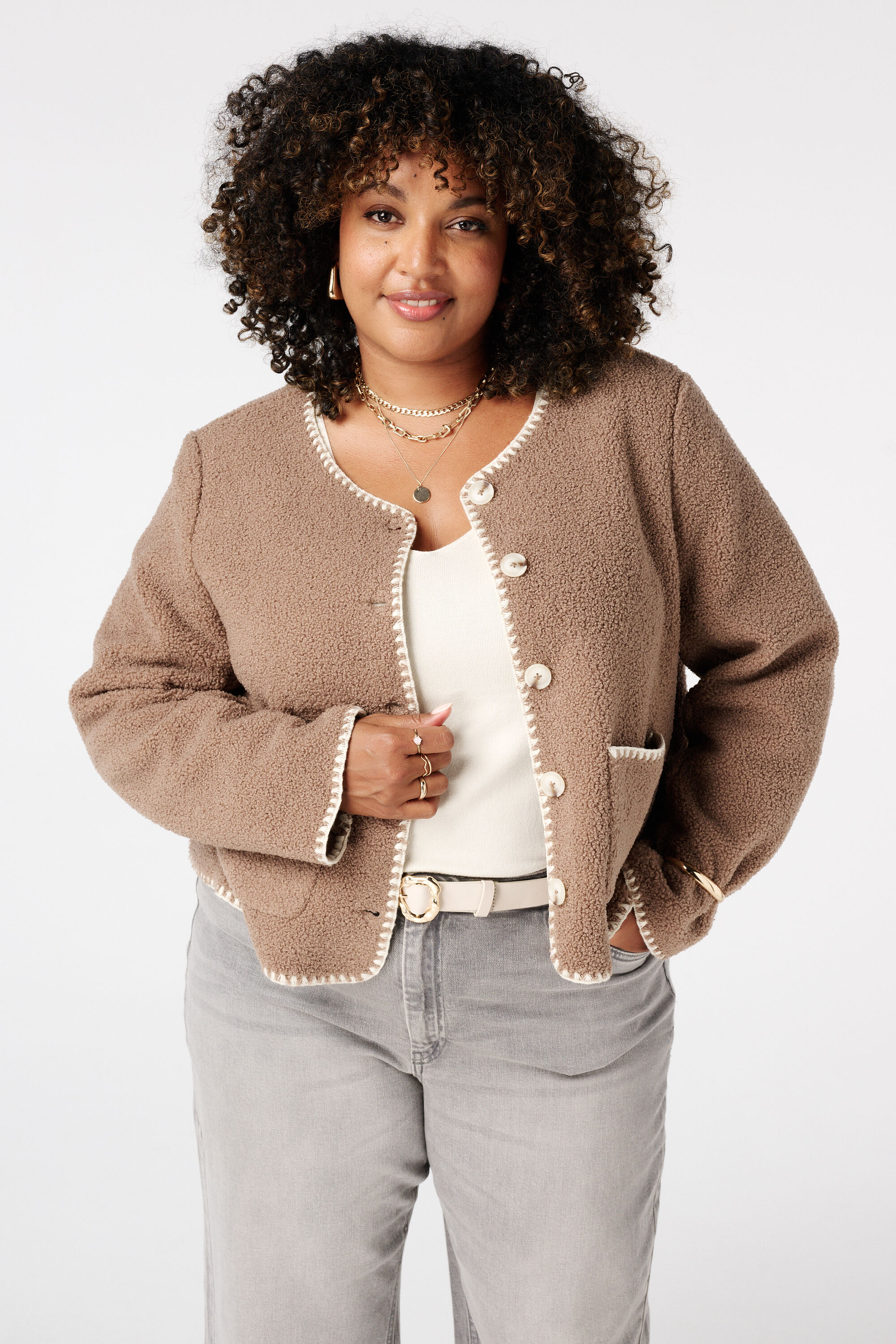 Veste Teddy avec coutures d&eacute;coratives et fermeture &agrave; boutons