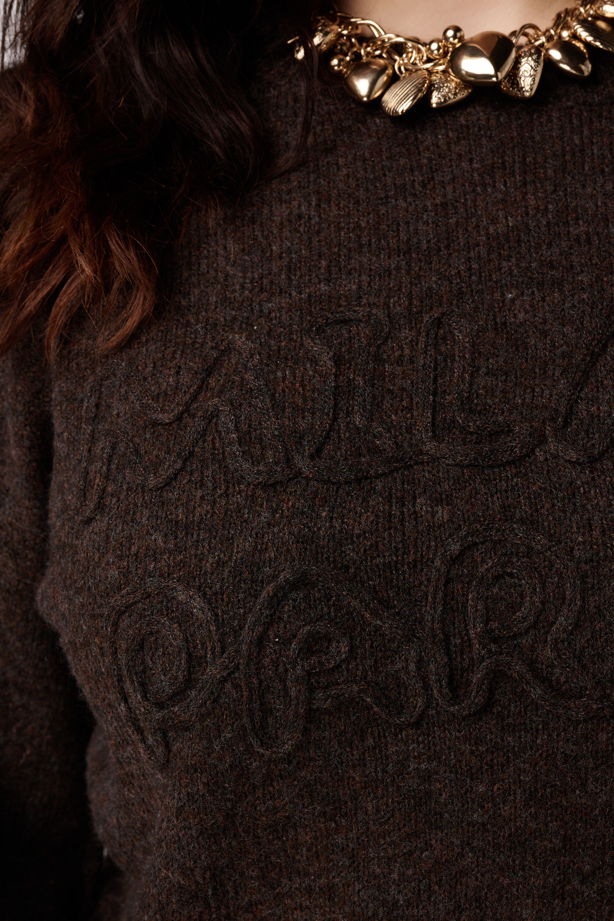 Pull tricot&eacute; avec inscription image number 6