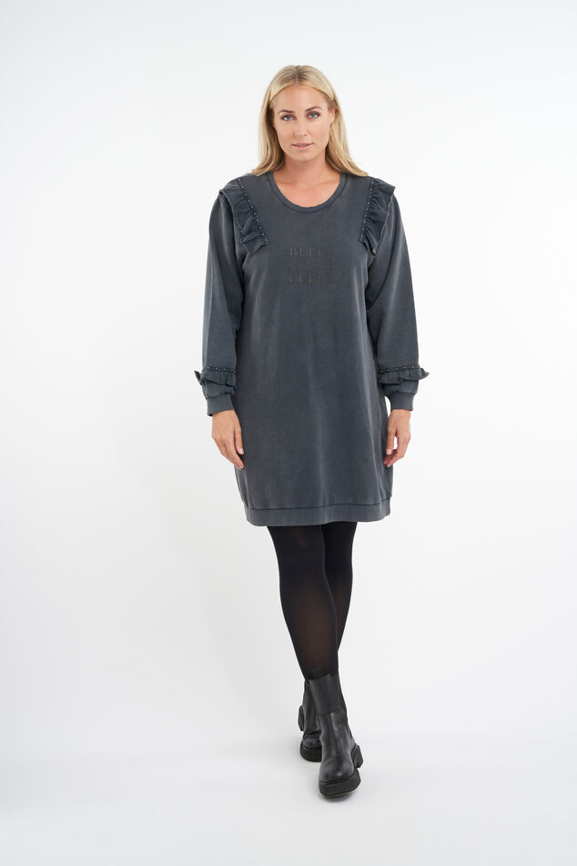 Robe pull avec clous  image number 4