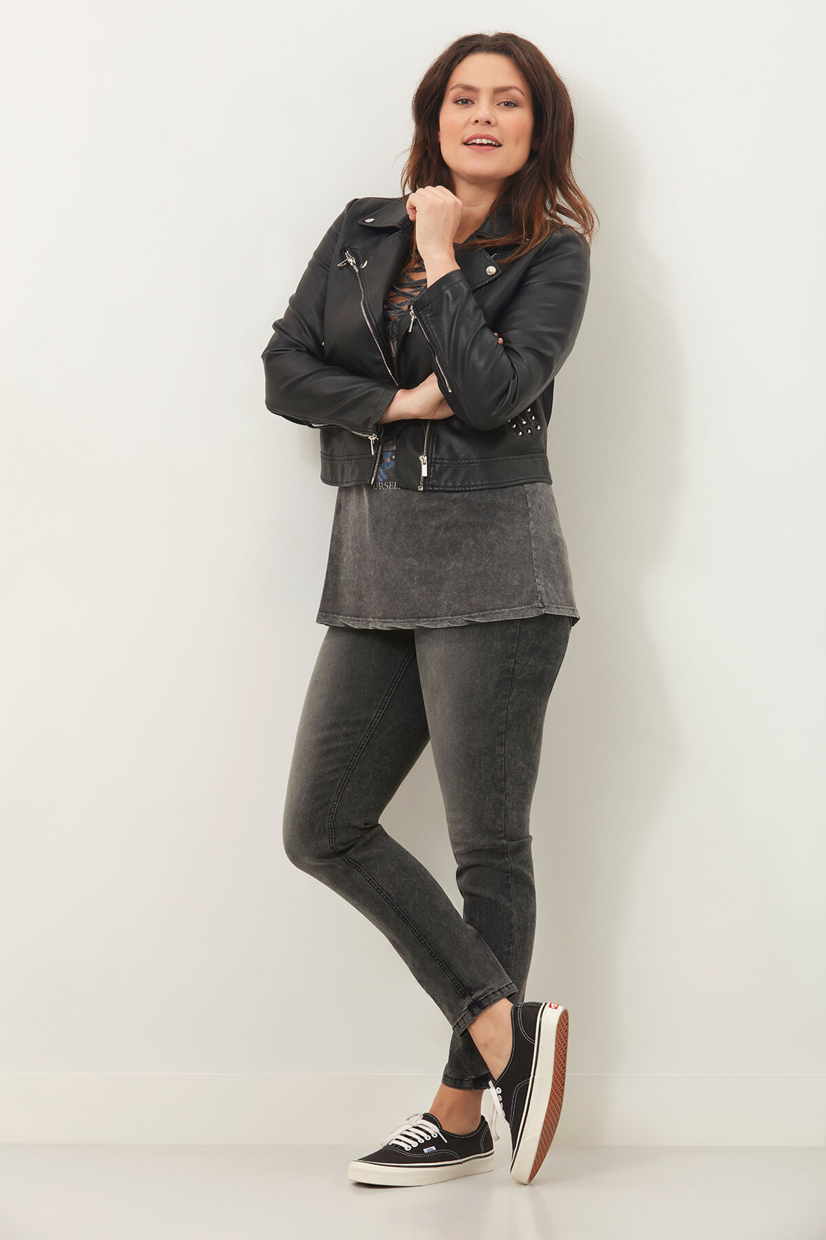 Jeans d&eacute;lav&eacute;s image number 4