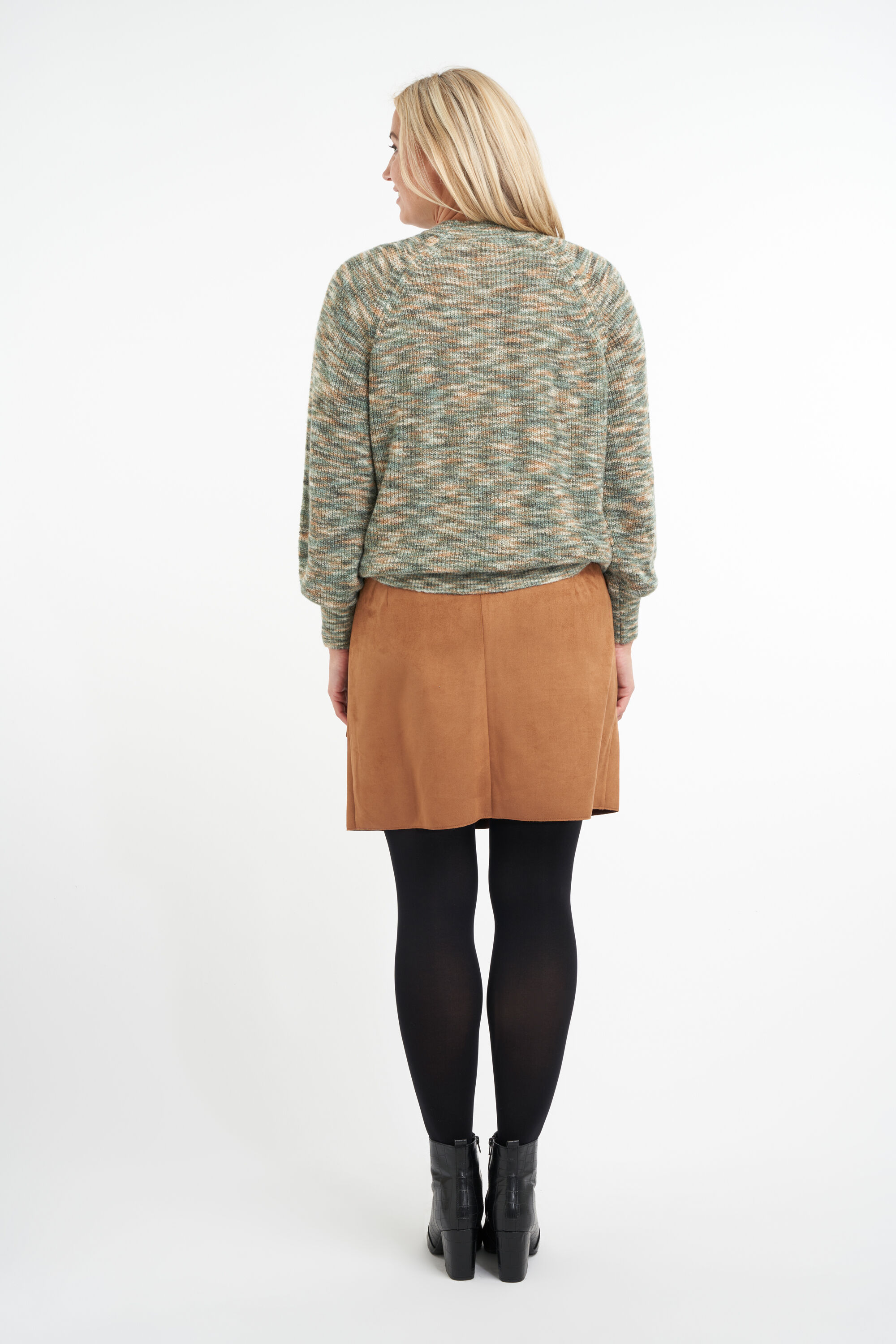 Surjupe en su&eacute;dine image number 4