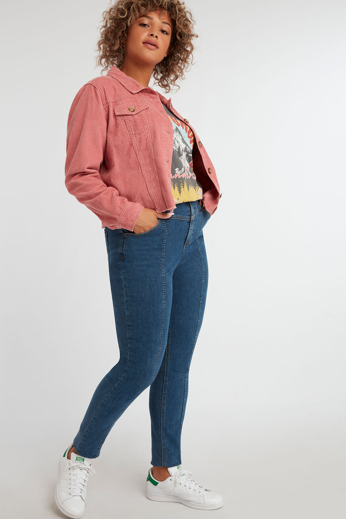 Veste en velours c&ocirc;tel&eacute; image number 4