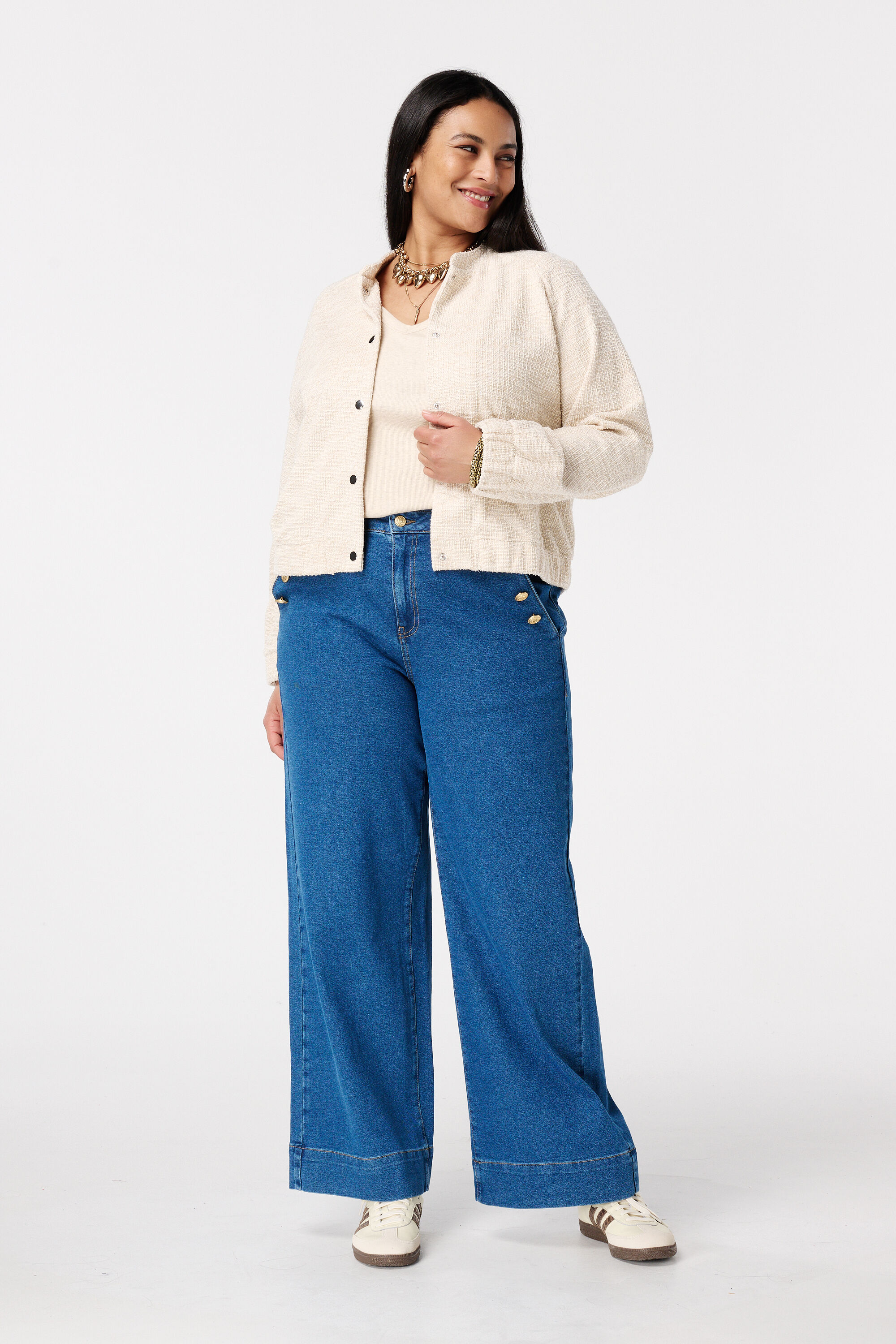 Top en maille c&ocirc;tel&eacute;e avec col en V image number 5