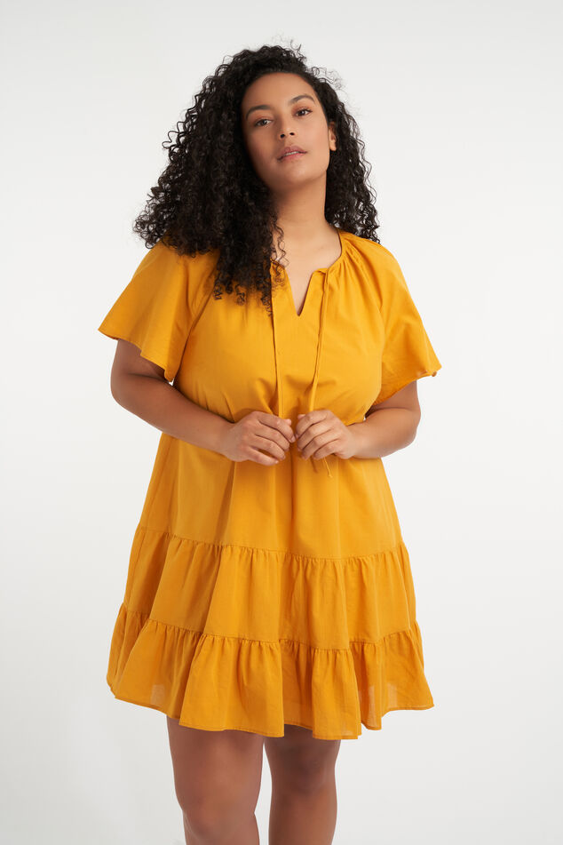 Robe courte et évasée image number 4
