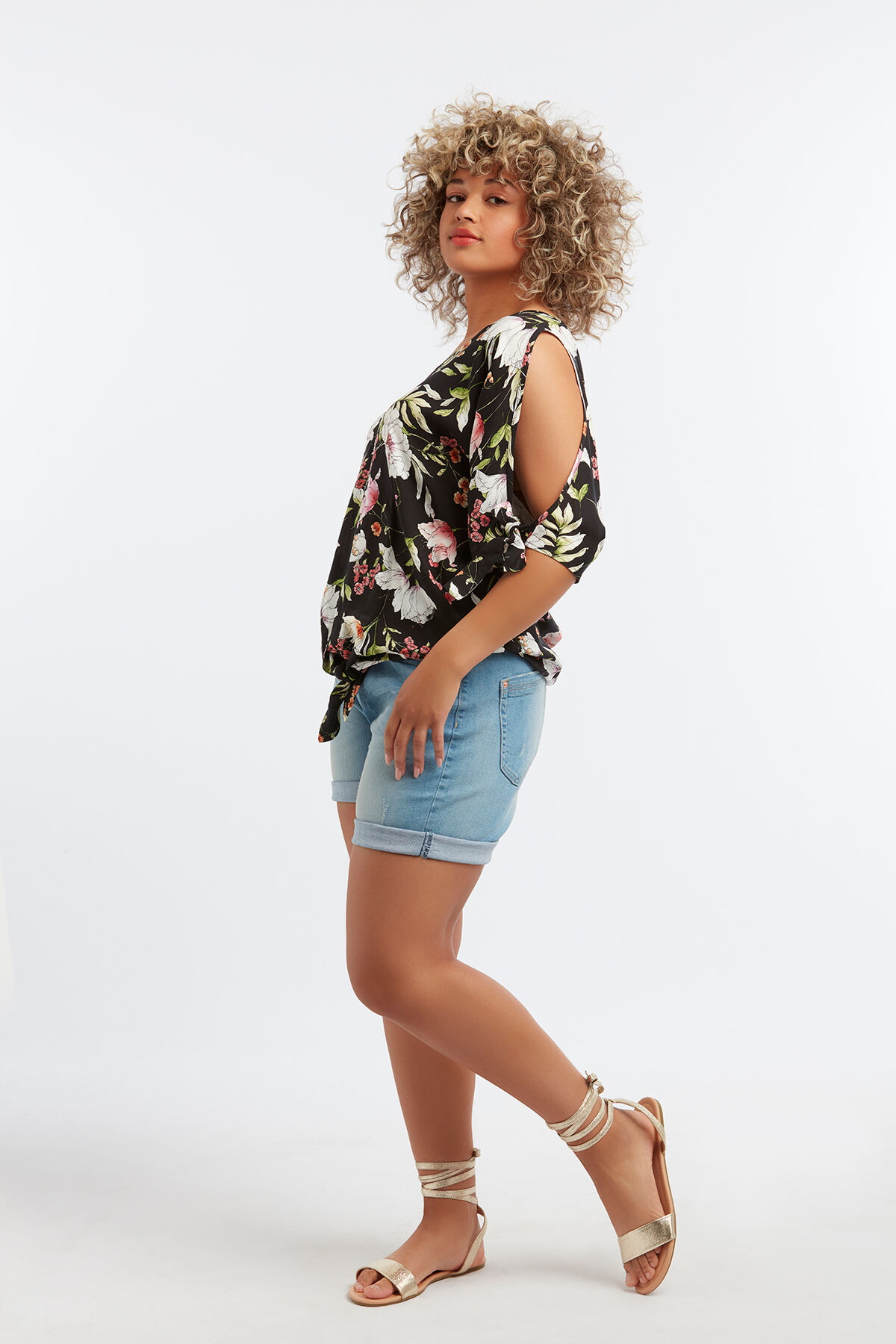 Chemisier au d&eacute;cor boutonn&eacute; image number 5