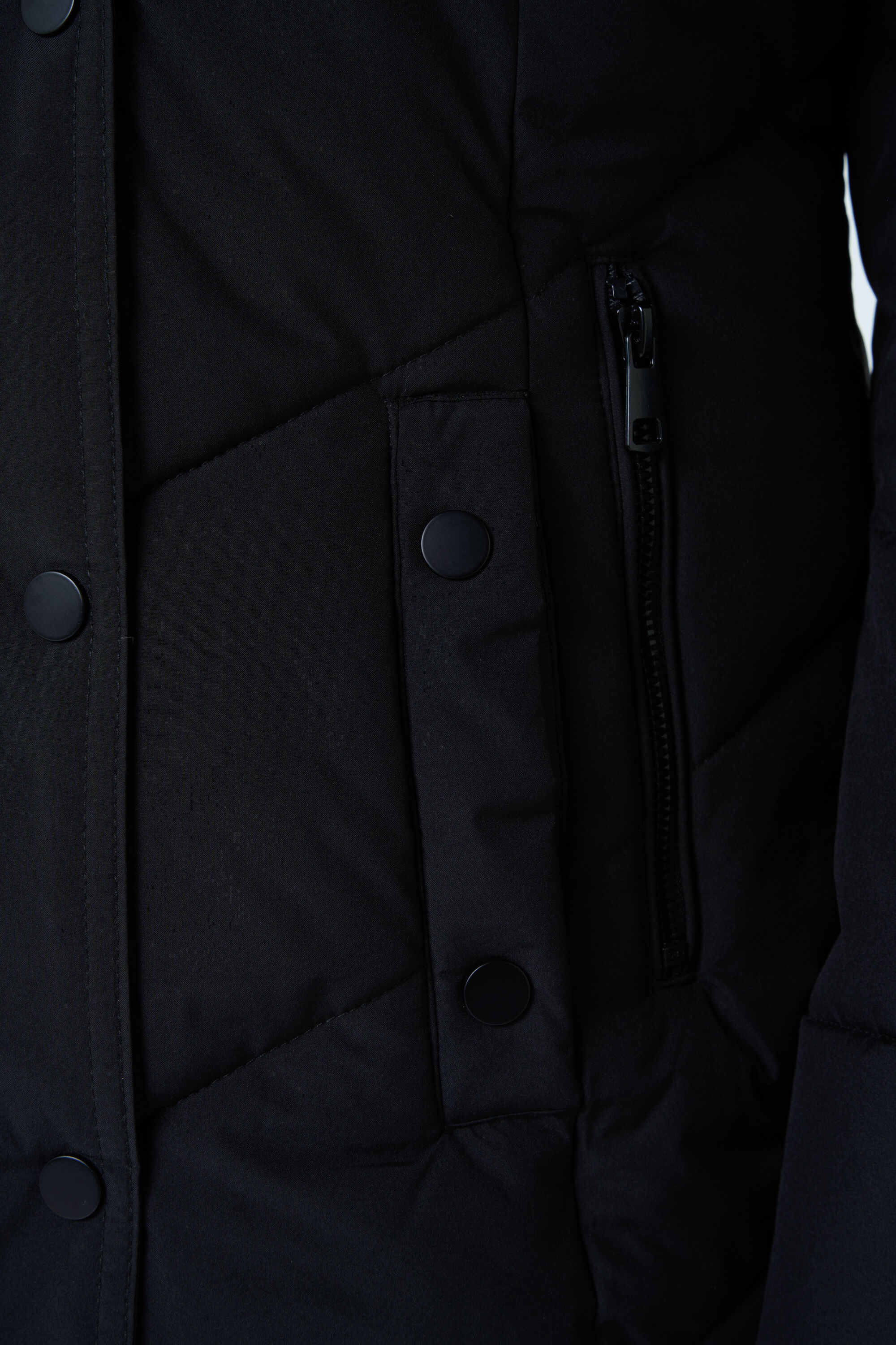 Veste matelass&eacute;e avec capuche image number 4