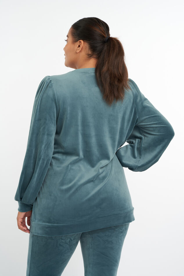 Pull en velours  image number 3