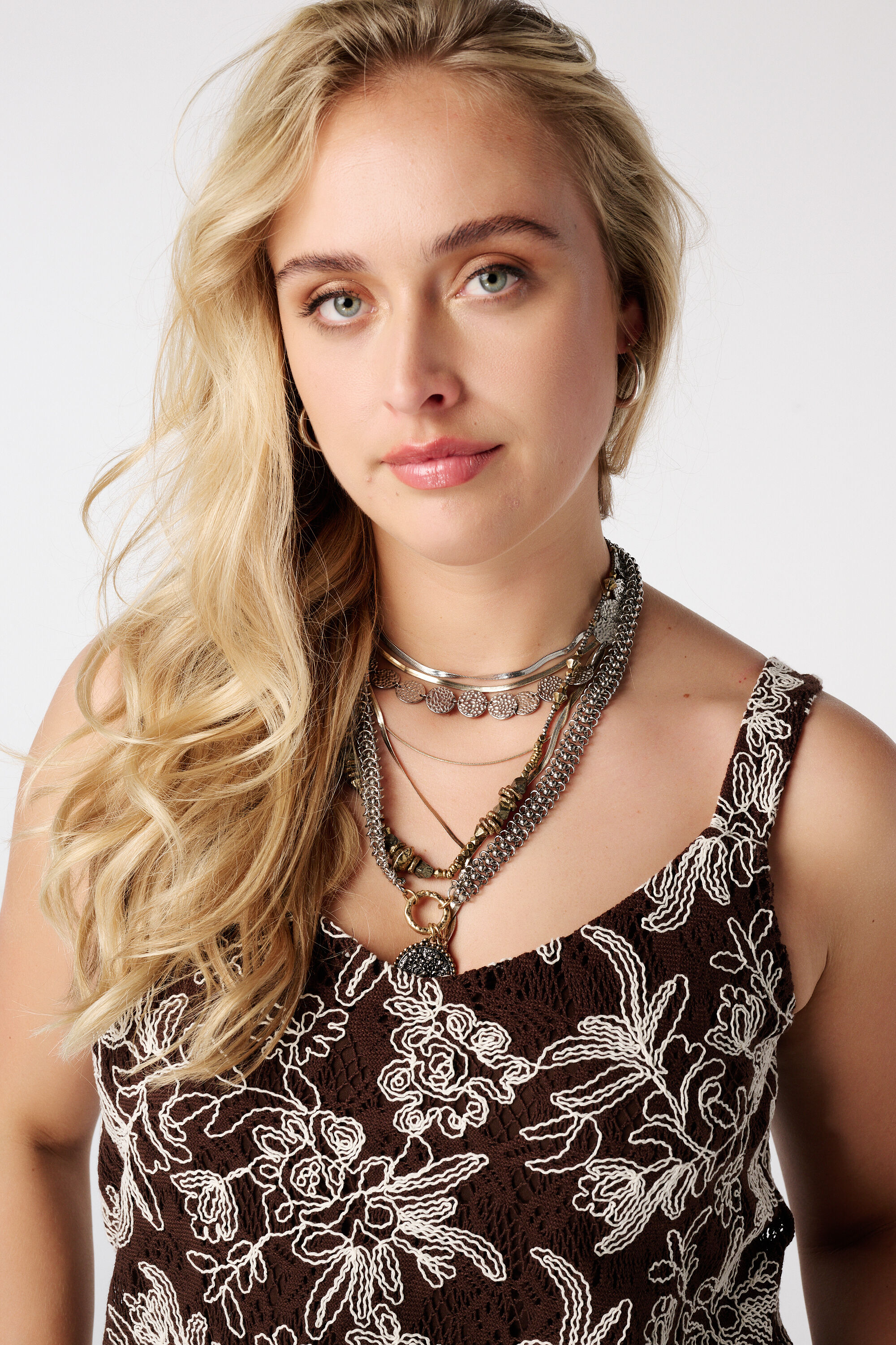 Top crochet avec imprim&eacute; floral image number 4