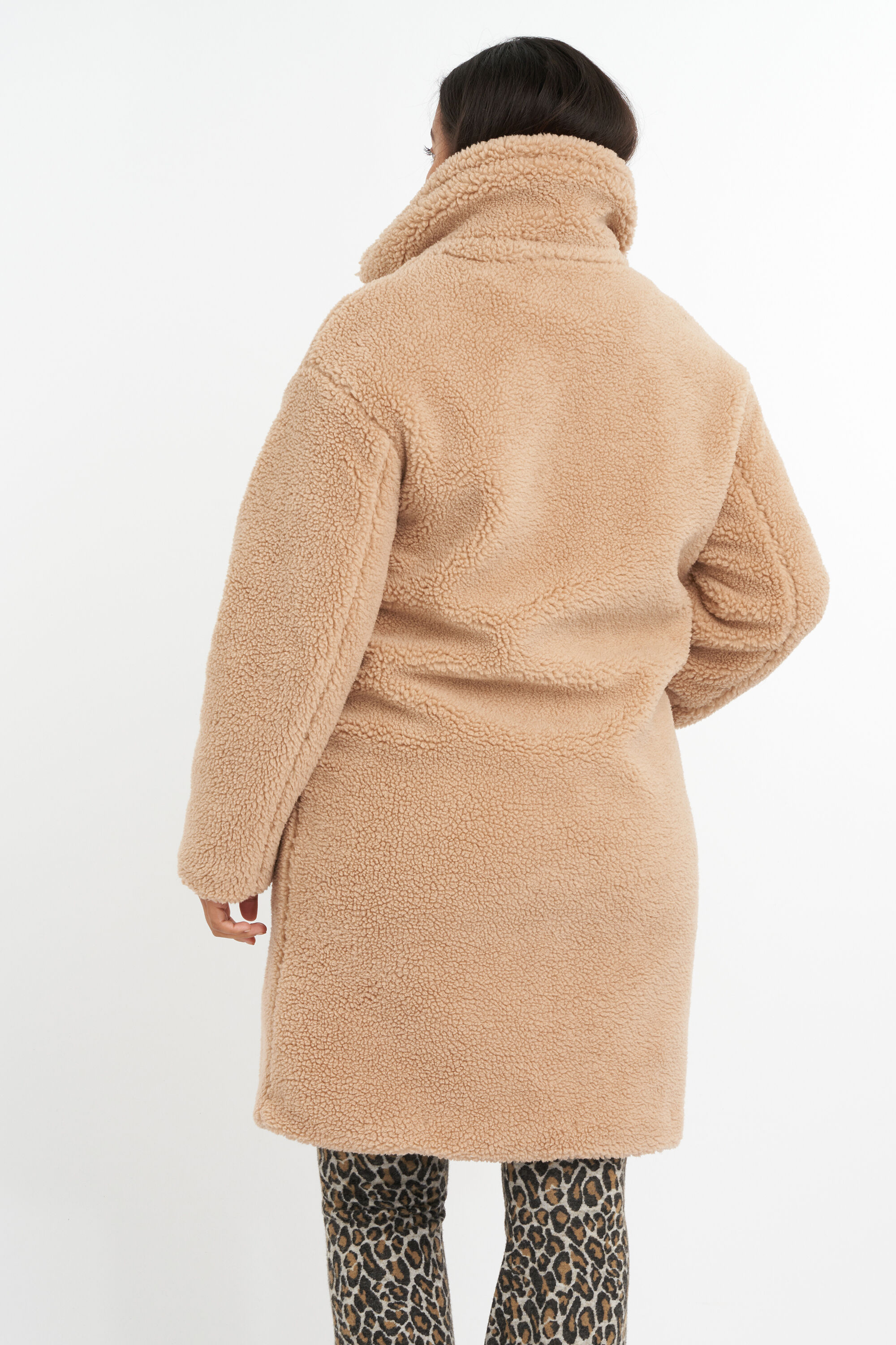 Veste en peluche surdimensionn&eacute;e image number 4