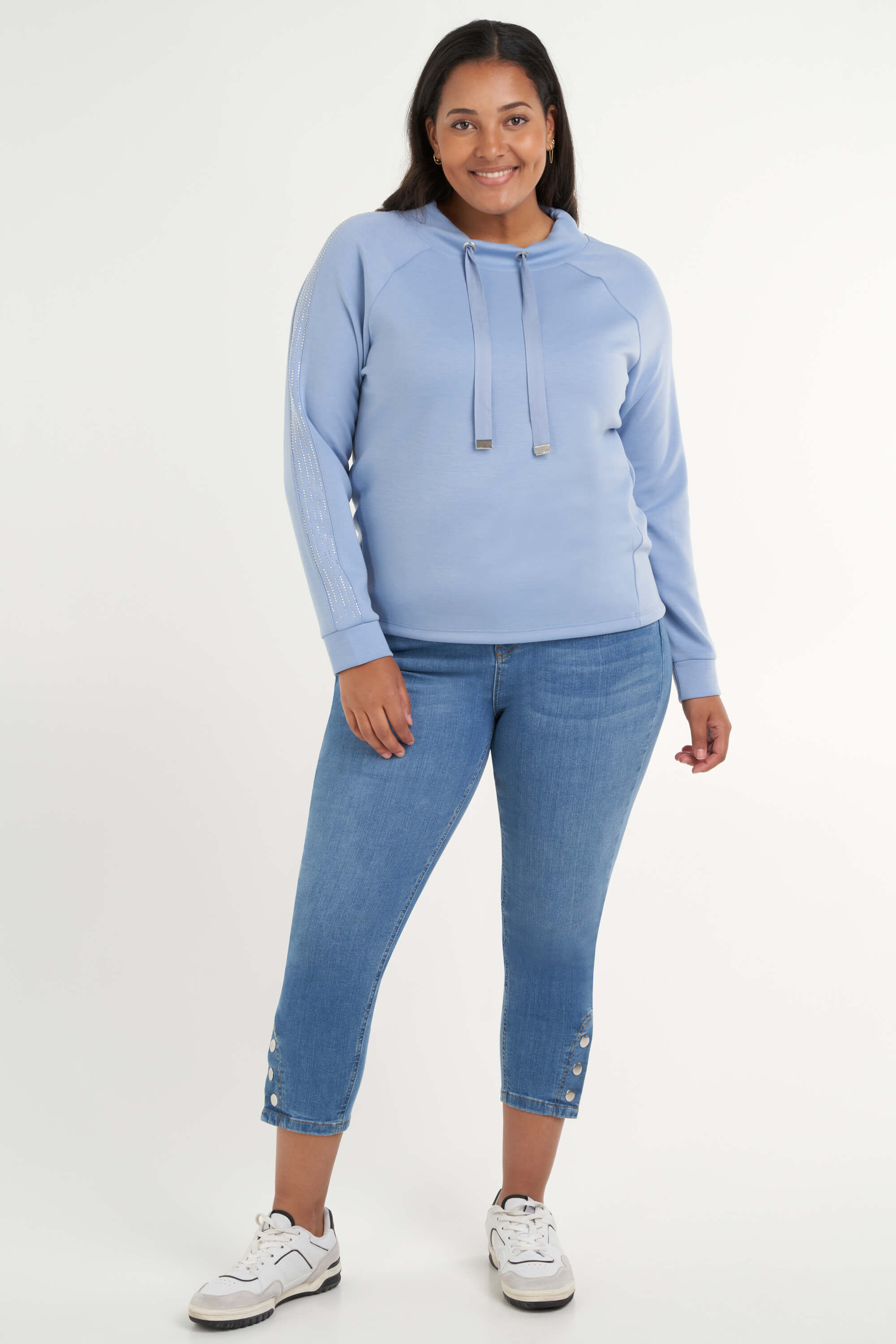 Pull avec strass  image number 5