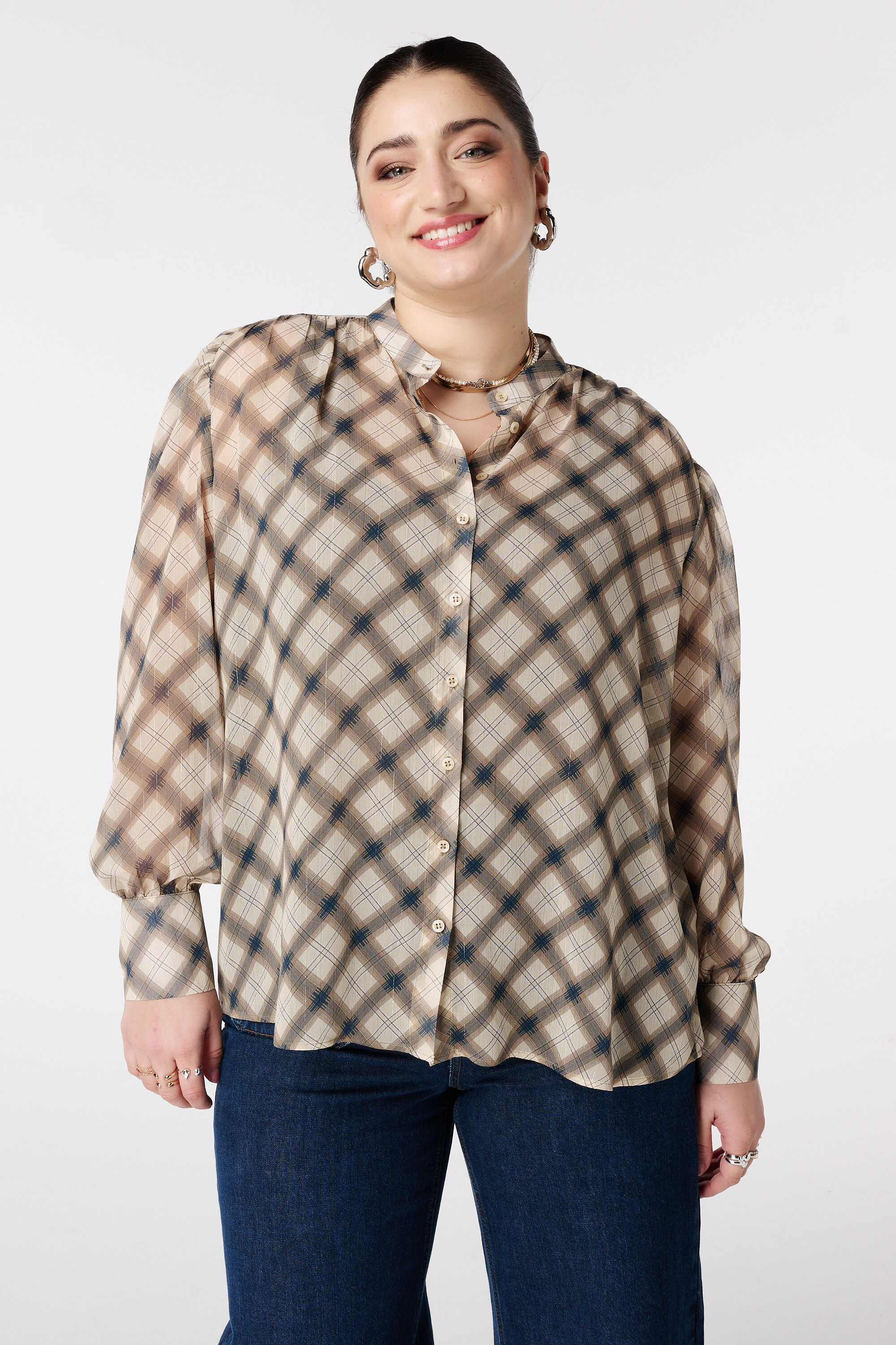 Blouse &agrave; carreaux tendance