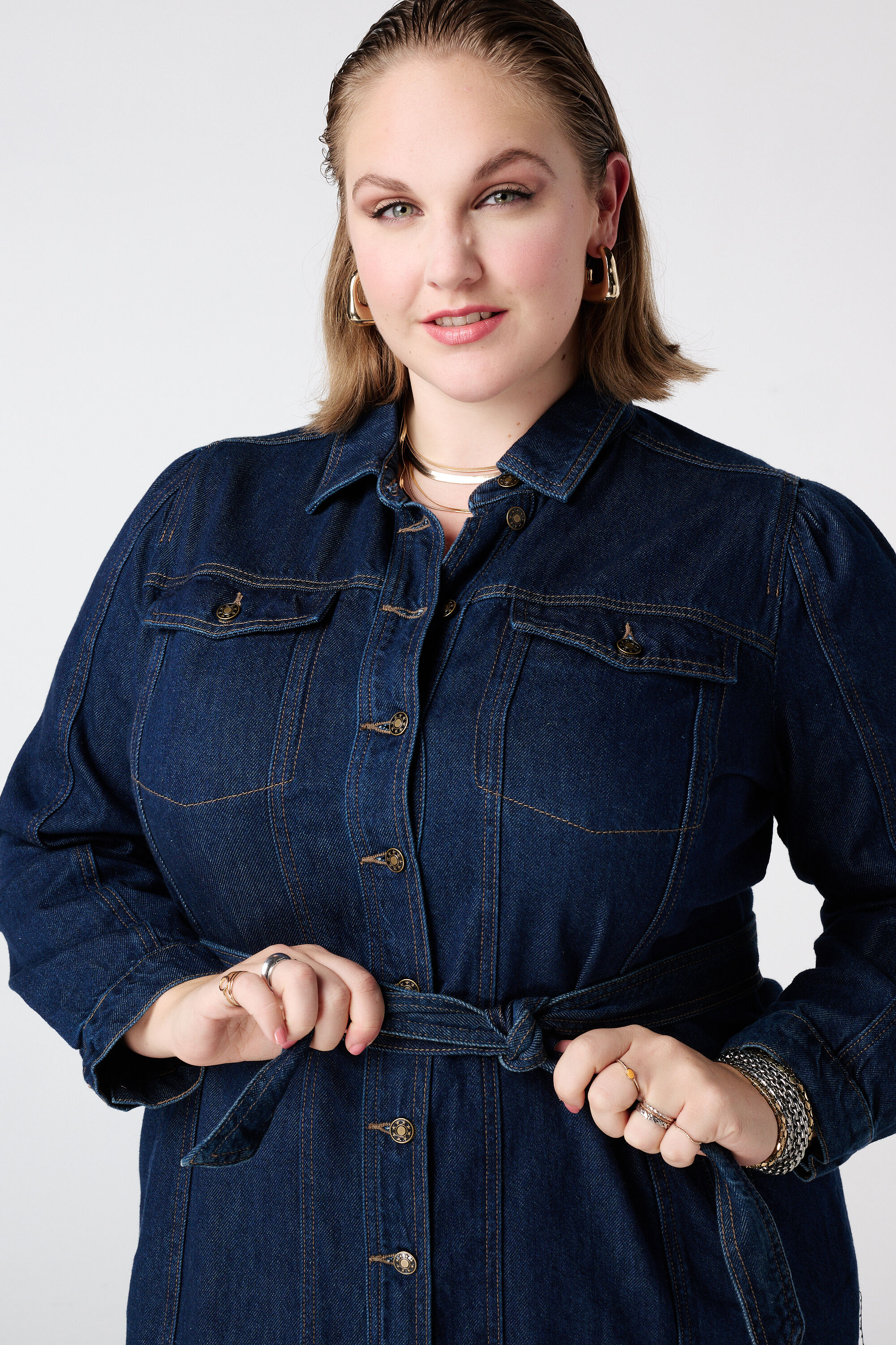 Robe en denim avec ceinture &agrave; nouer image number 4