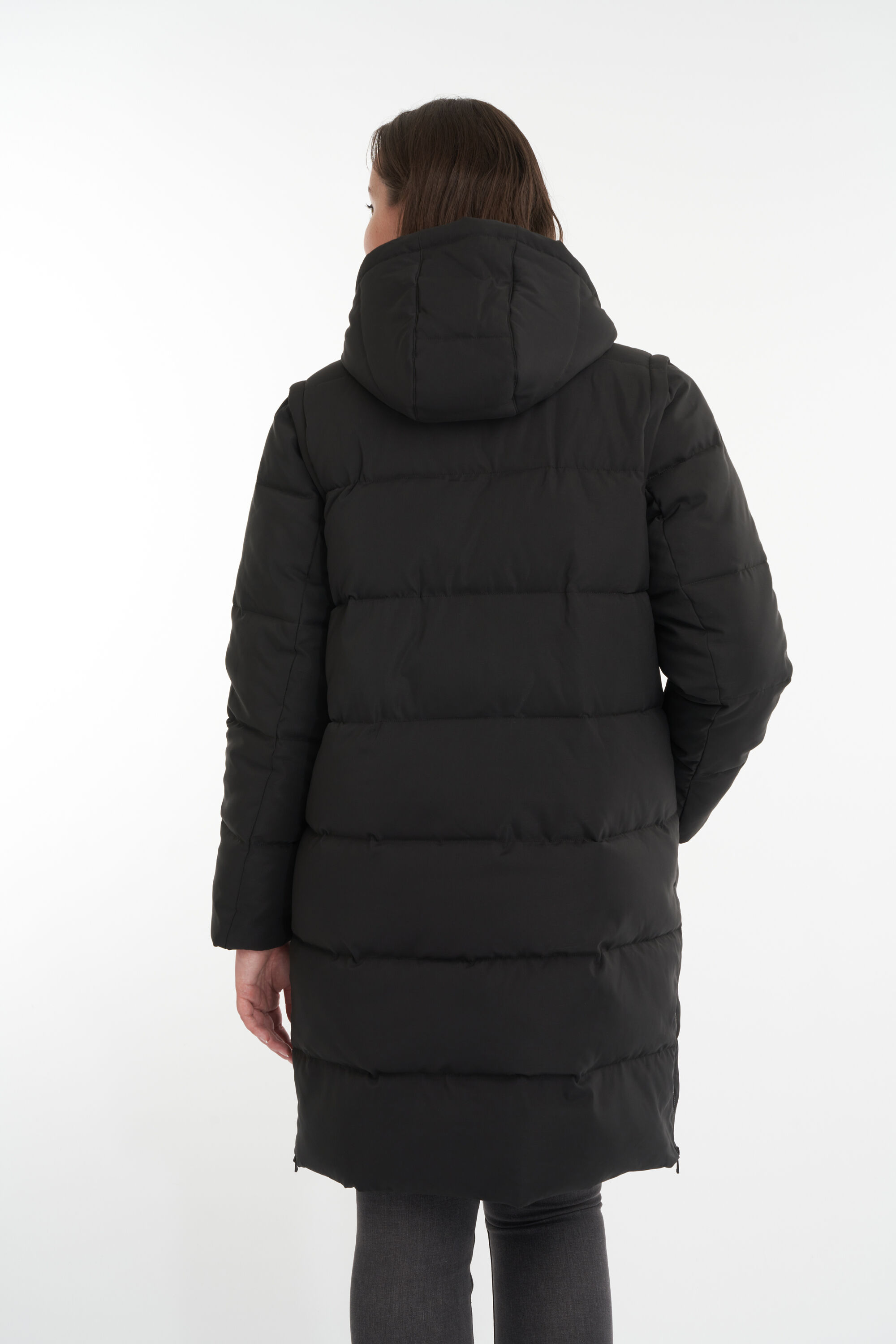 Veste matelass&eacute;e &agrave; manches amovibles image number 4