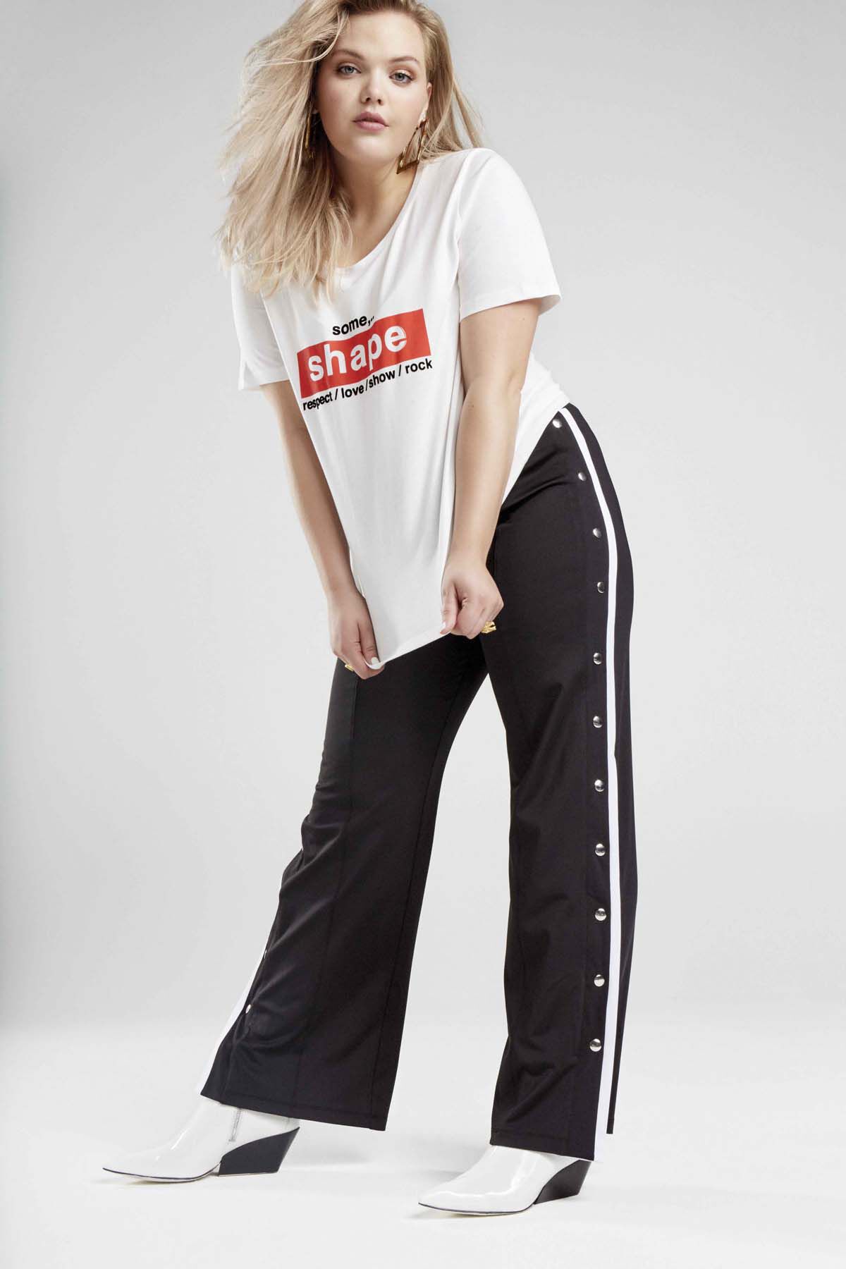 T-shirt avec texte imprim&eacute; image number 3