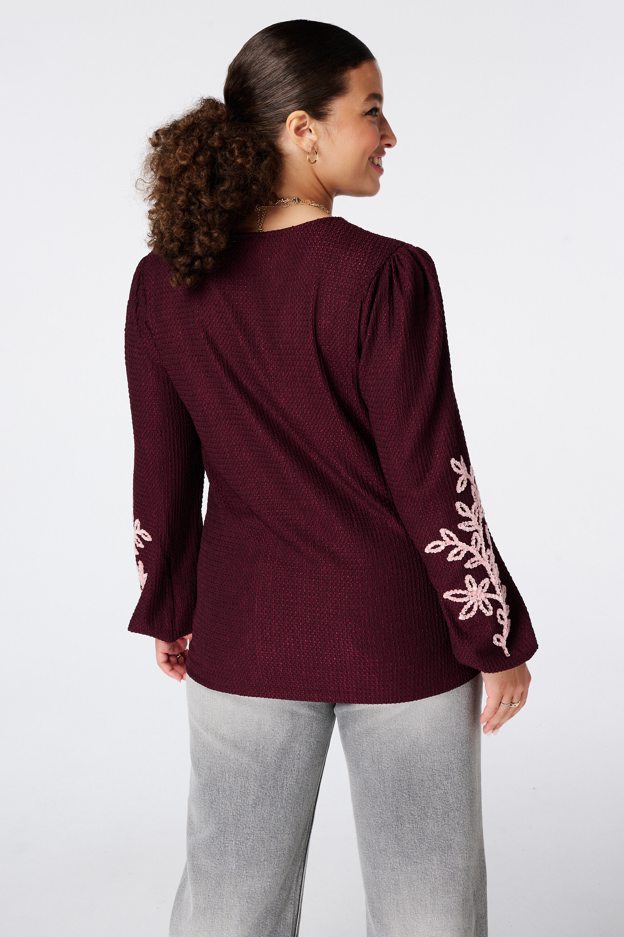 Haut avec broderie image number 3