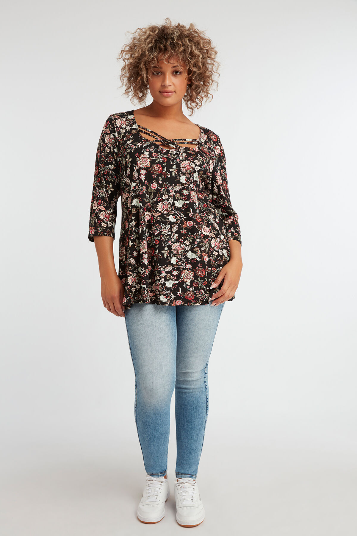 Tunique avec lani&egrave;res crois&eacute;es image number 3