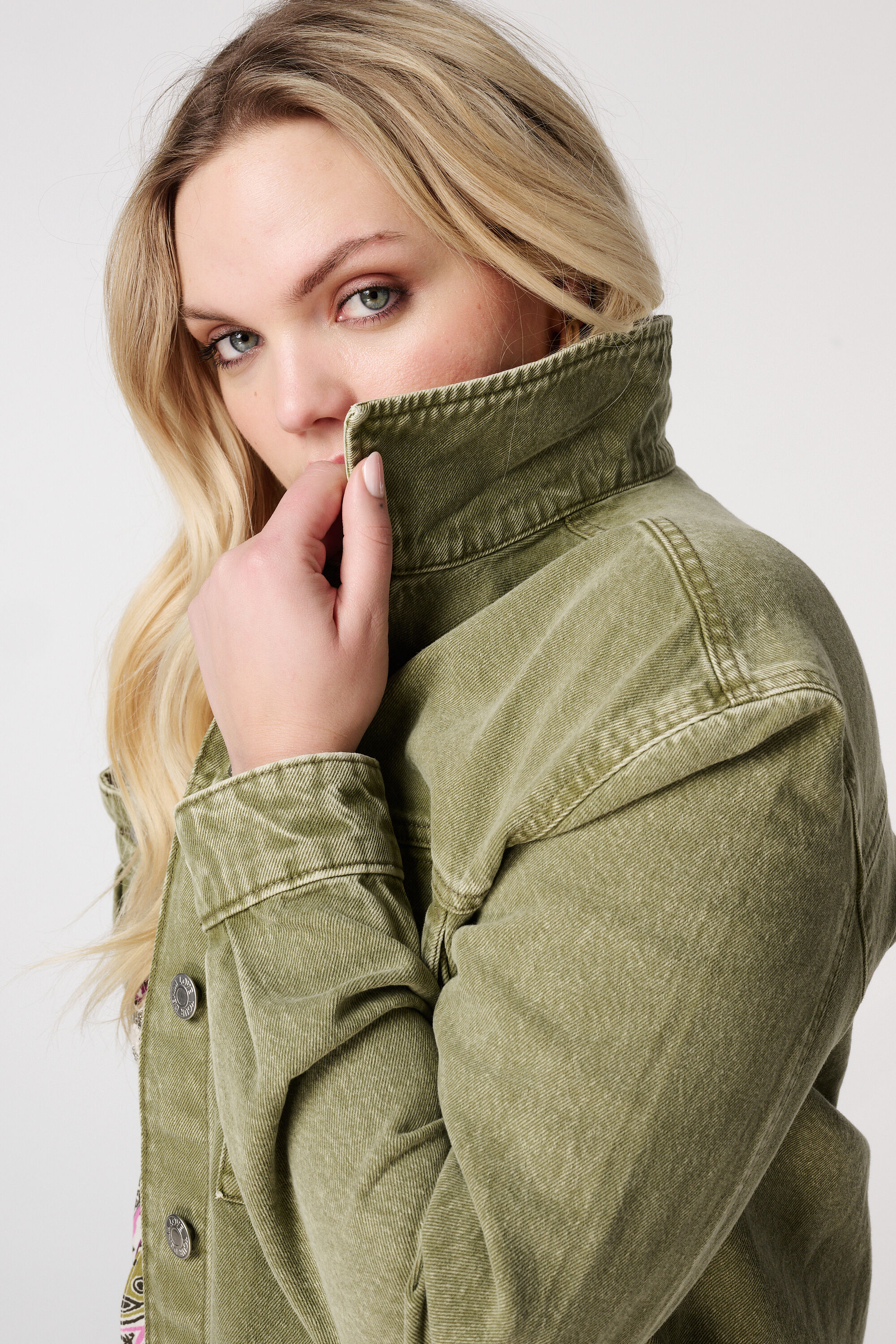 Veste en jean verte image number 4