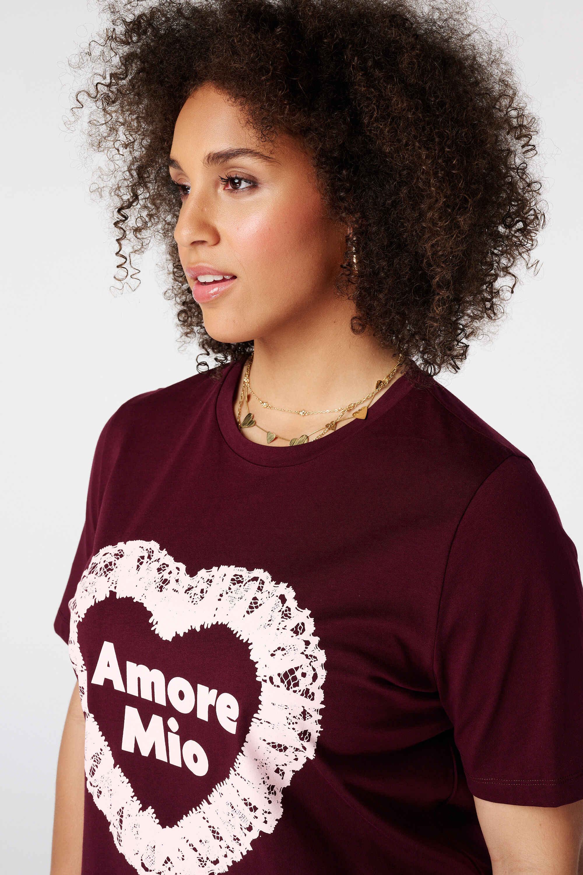 T shirt avec illustration en dentelle image number 4