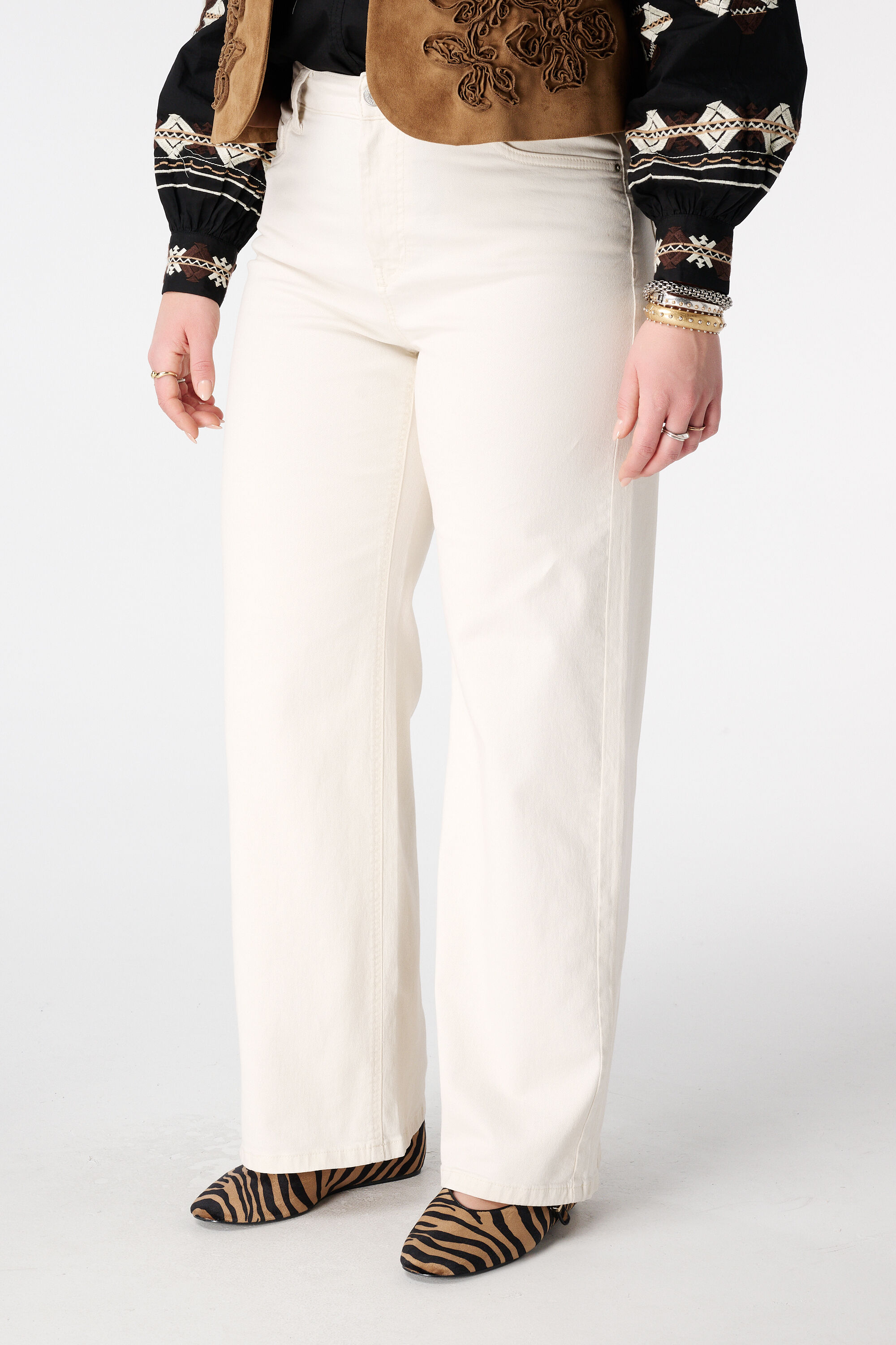 Jean &agrave; jambes larges IVY image number 5