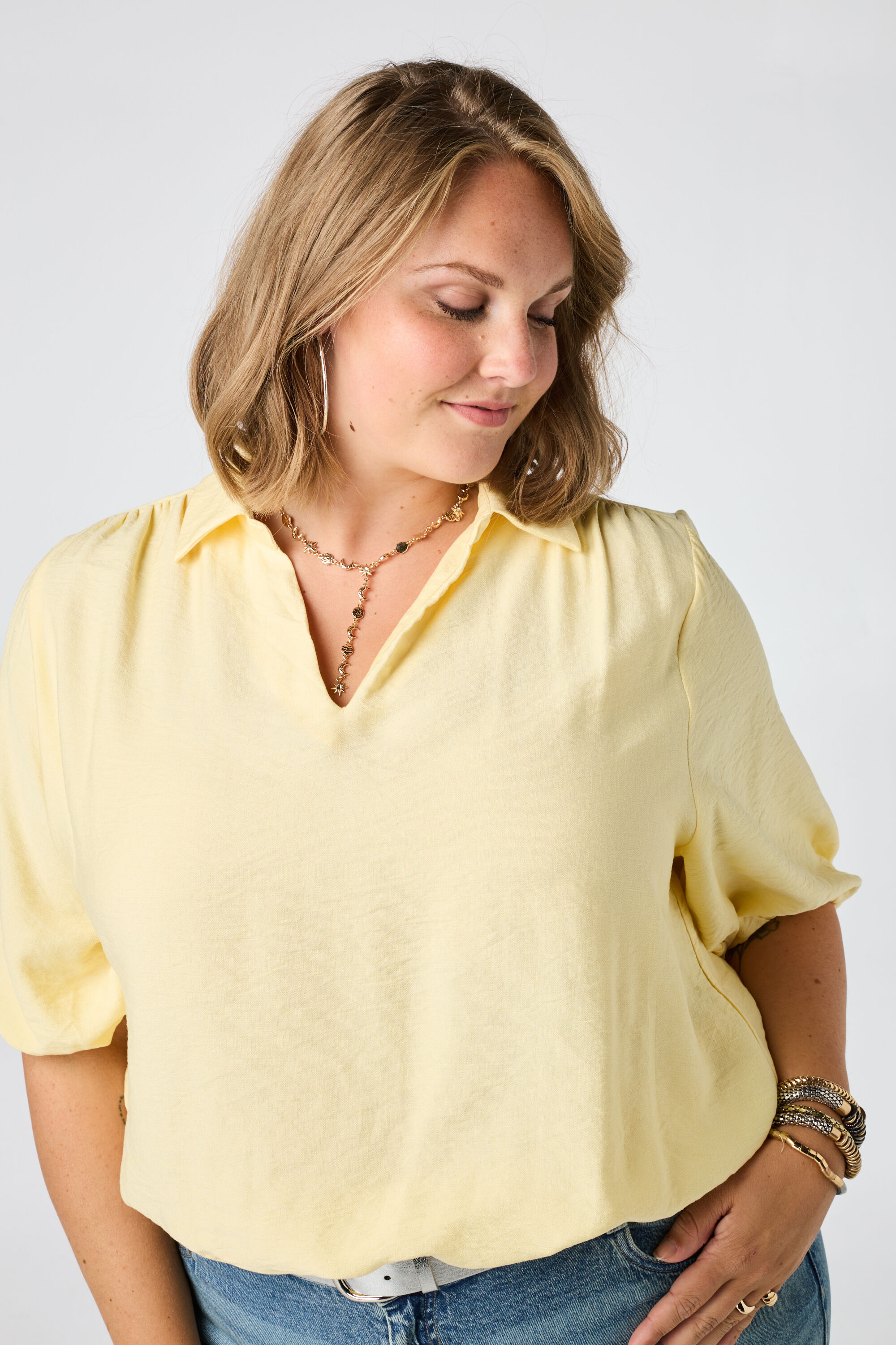 Blouse &agrave; manches bouffantes image number 4