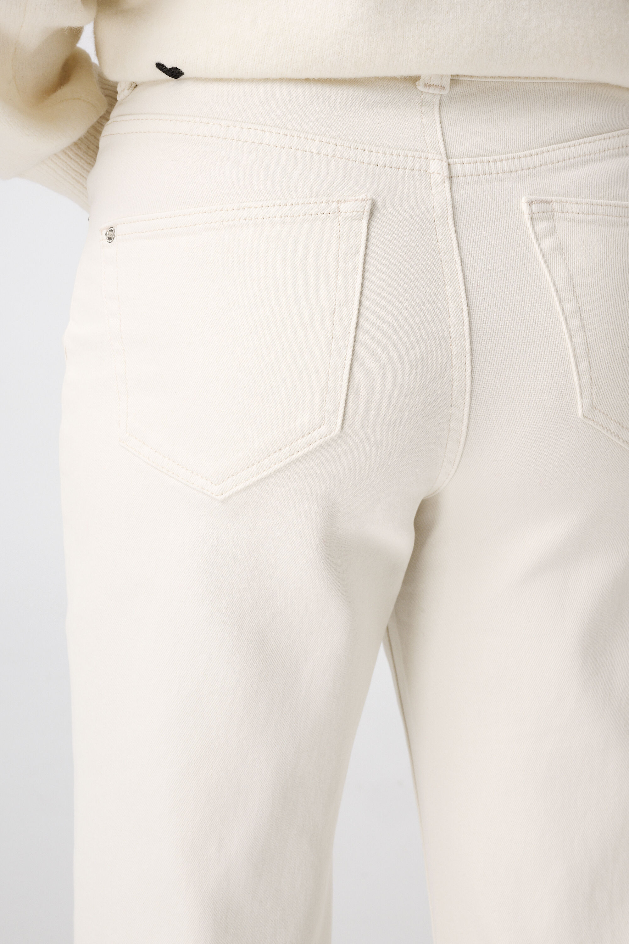 Jean large &agrave; taille haute image number 4