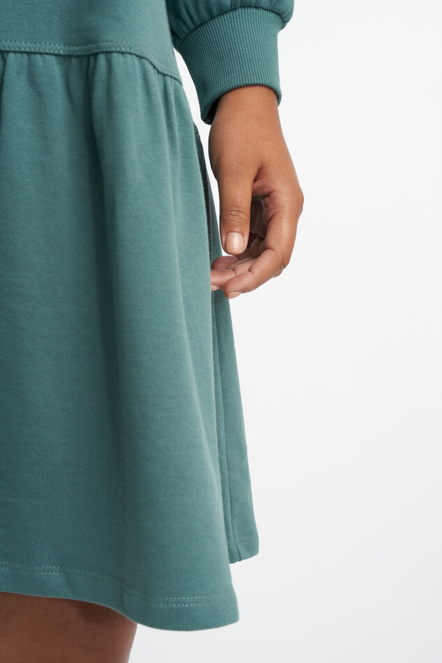 Robe pull  image number 5