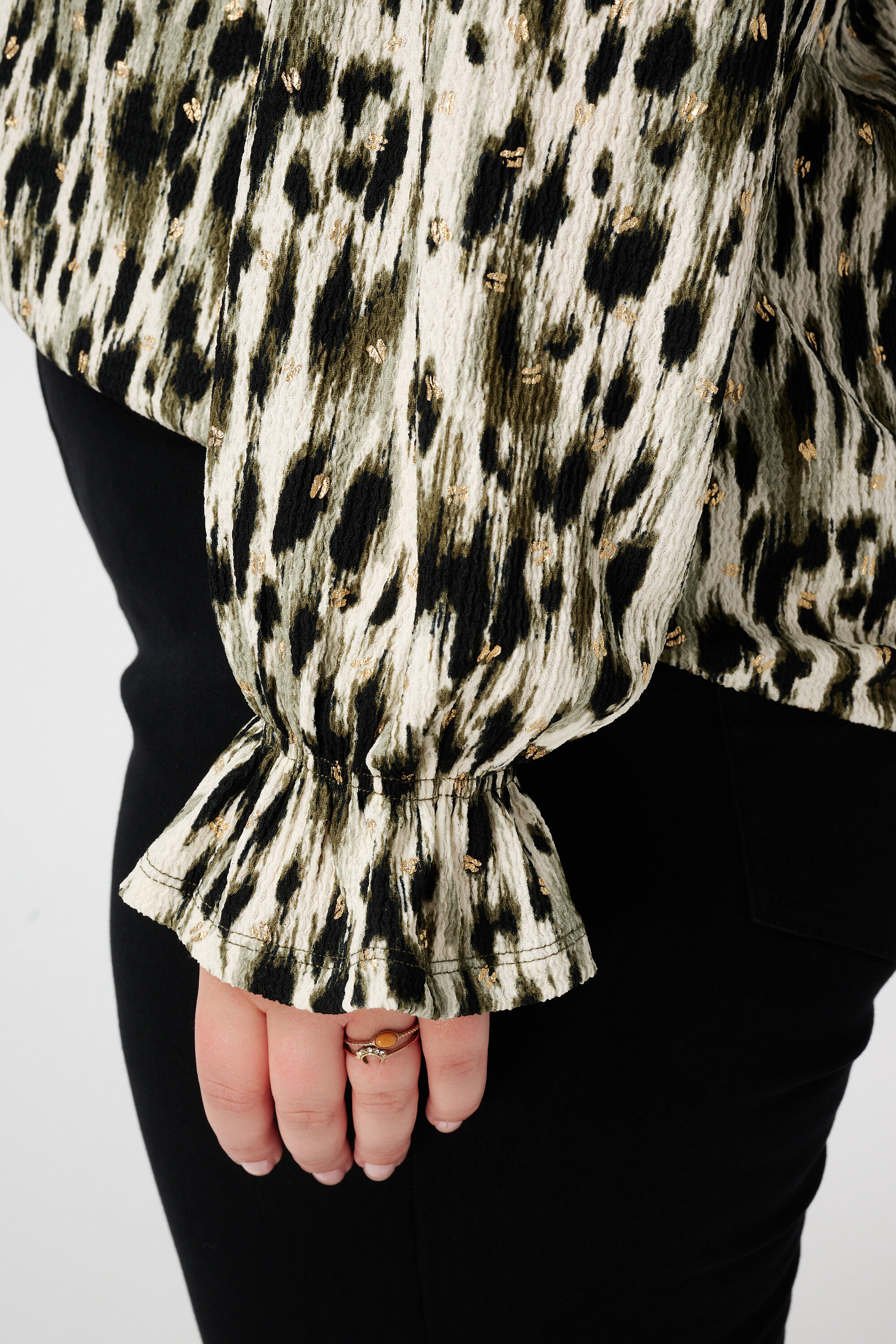 Top imprim&eacute; et textur&eacute; image number 4