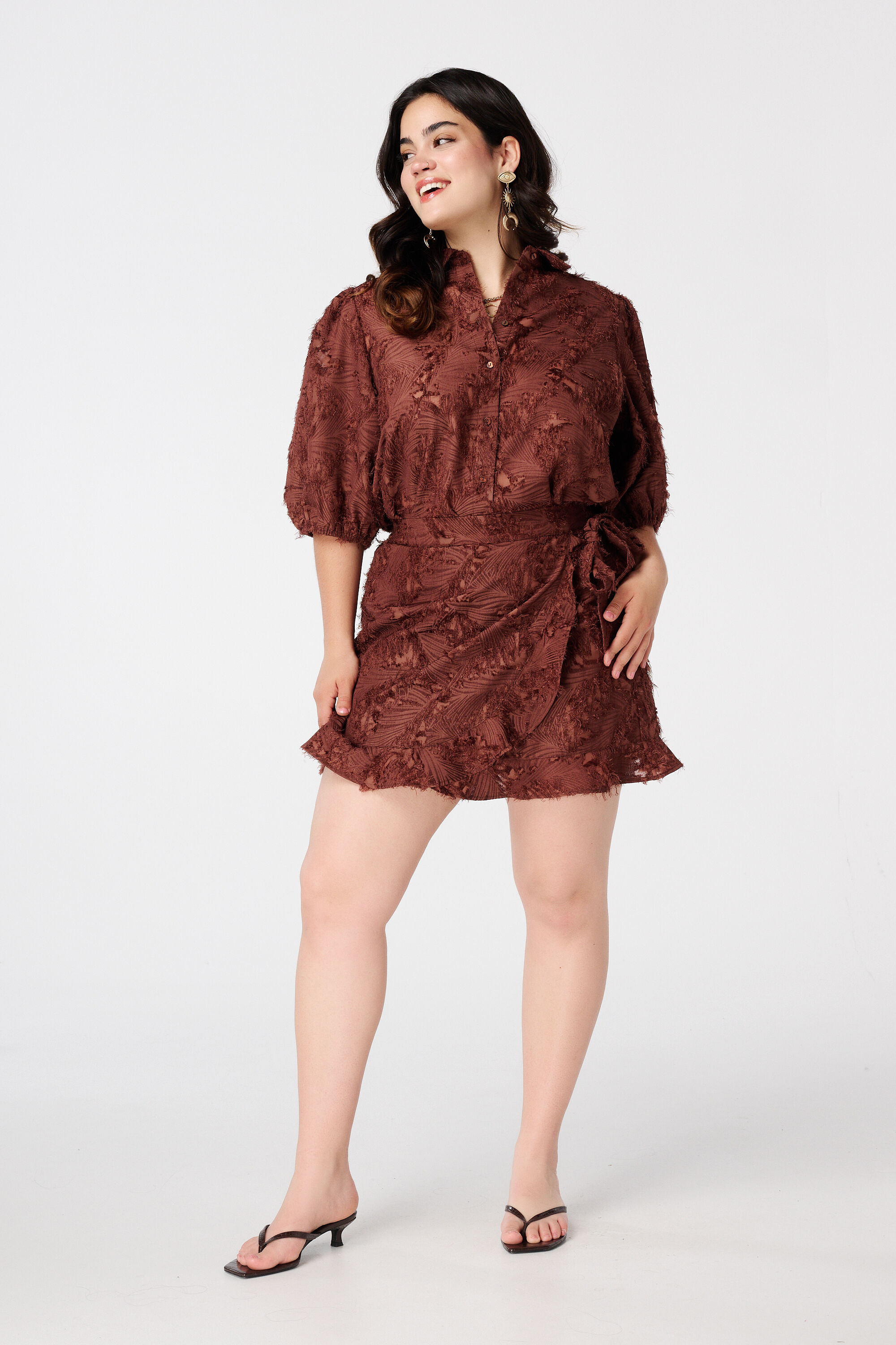 Blouse structur&eacute;e &agrave; manches ballon image number 5