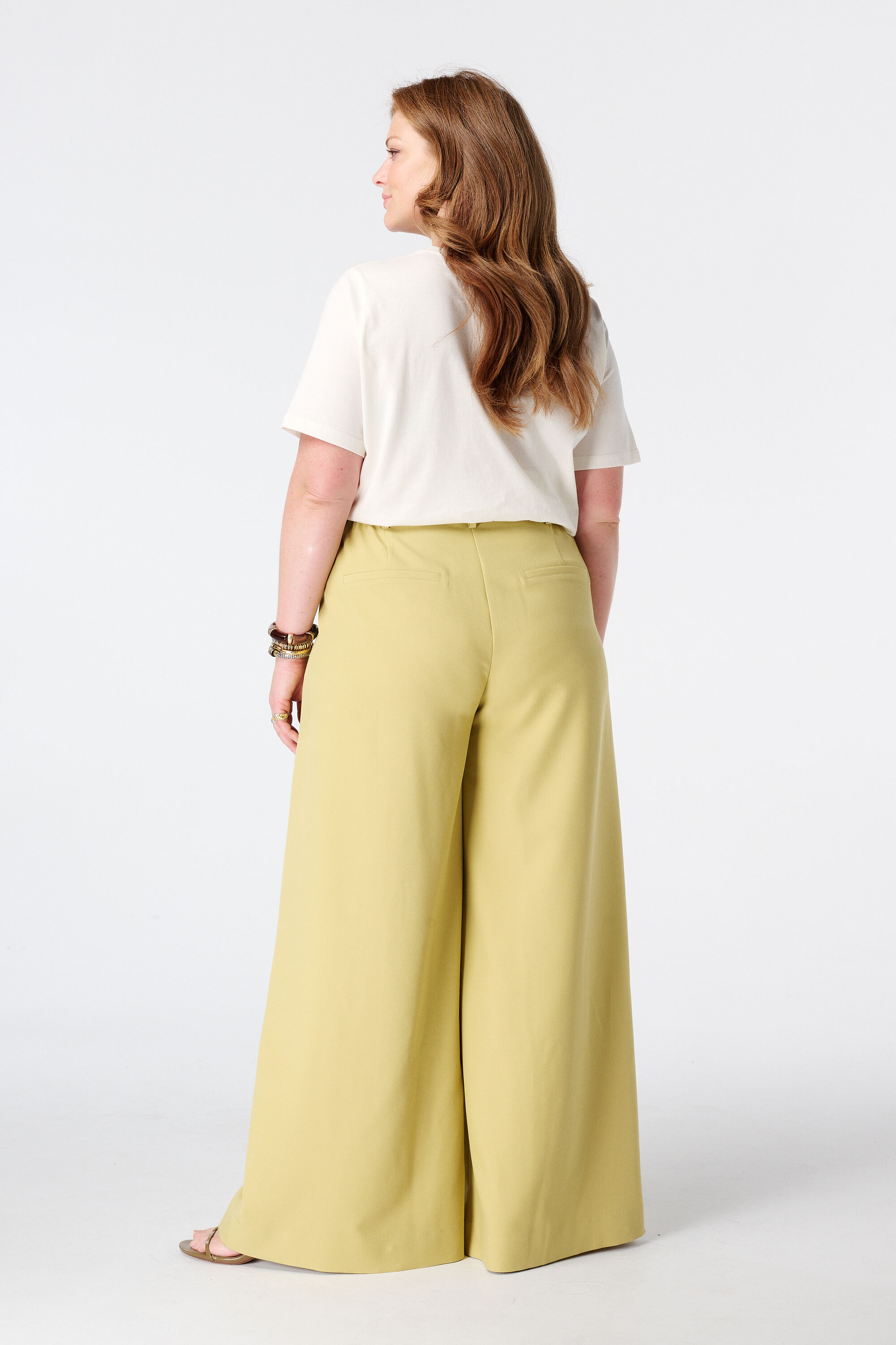 Pantalon large avec ceinture image number 3