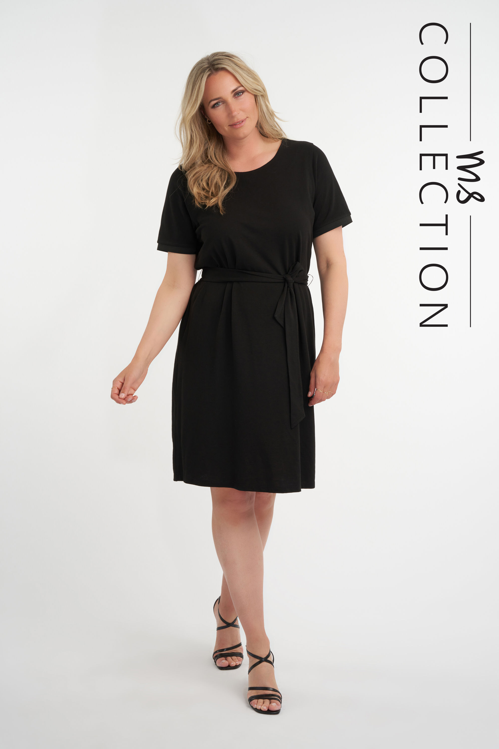 Robe avec 2025 ceinture a nouer