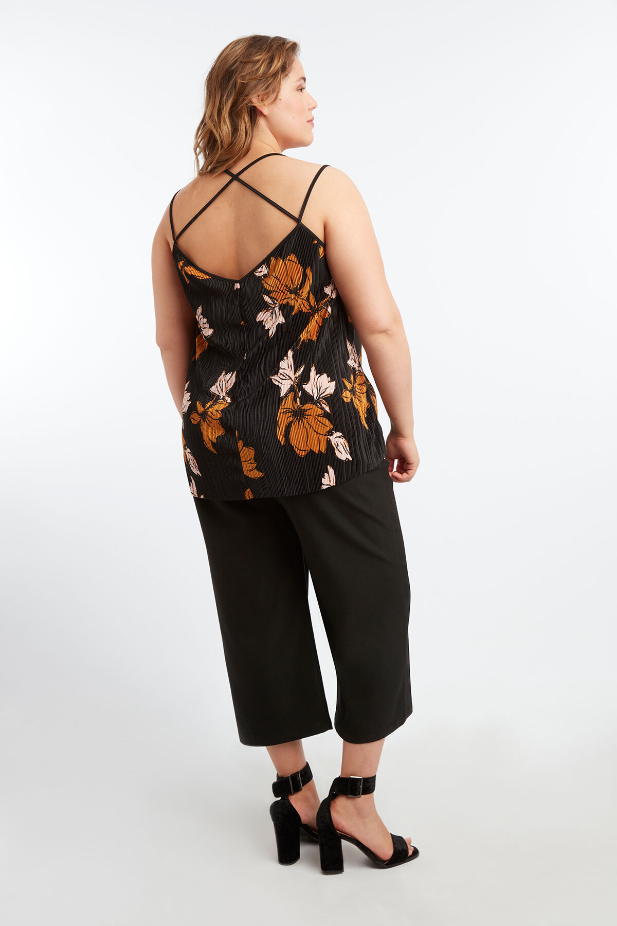 Haut pliss&eacute; &agrave; imprim&eacute; floral image number 6