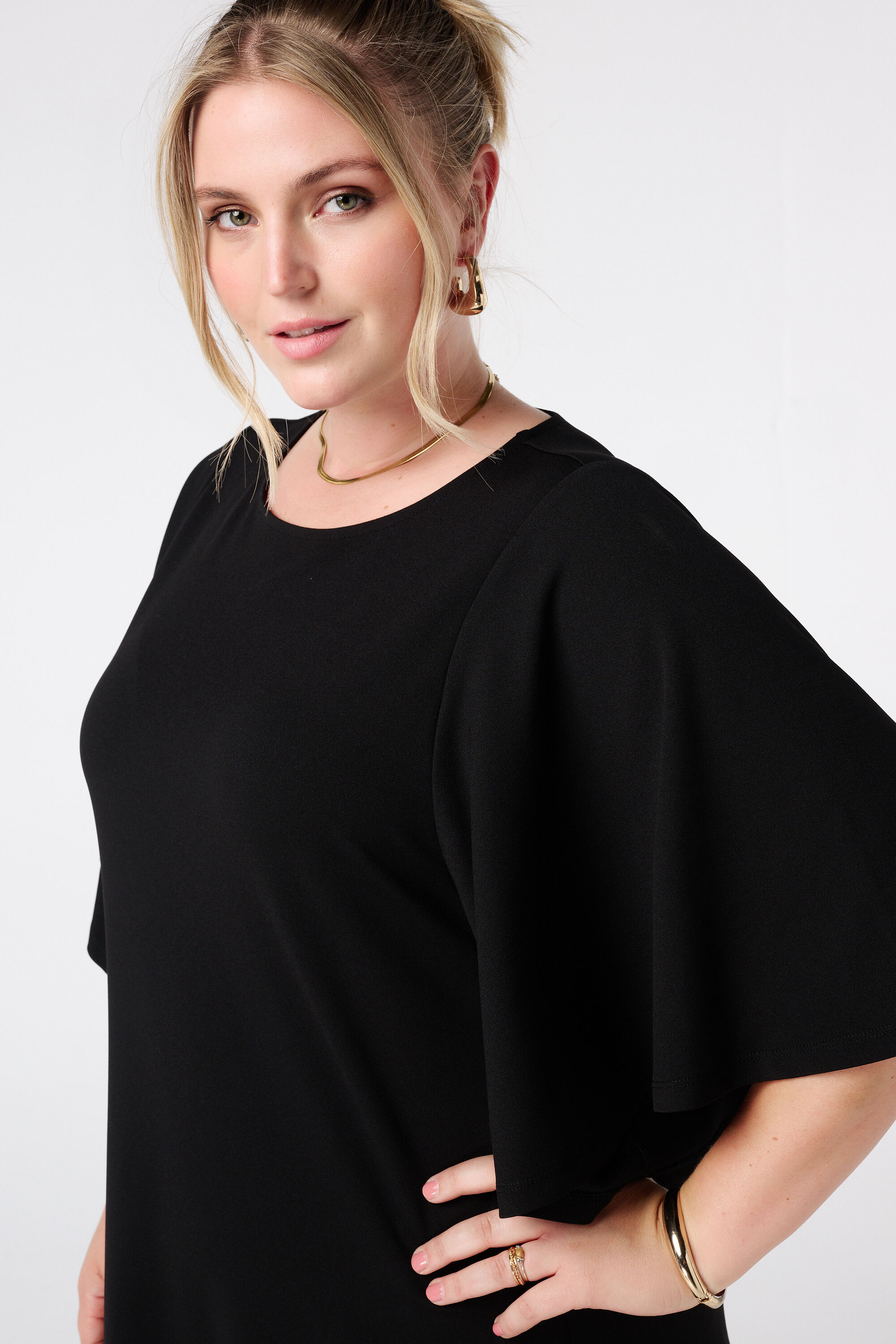 Robe &agrave; manches papillon image number 4